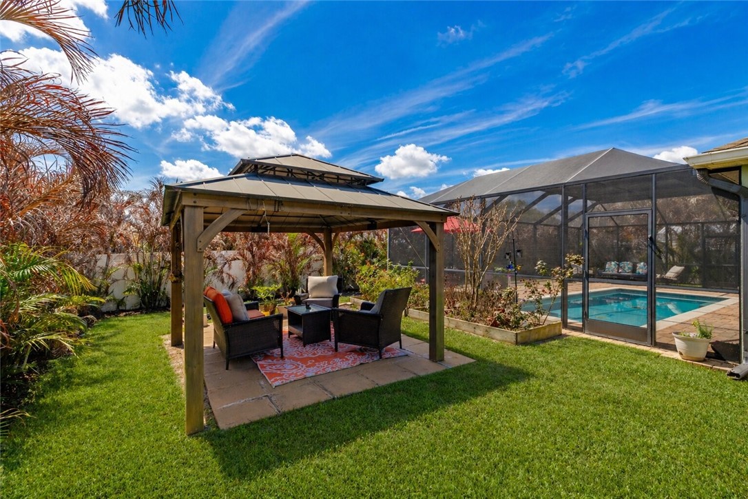 123 Larchmont Terrace