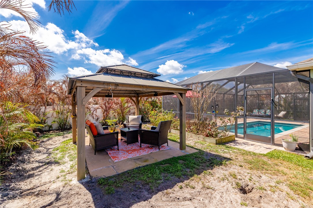 123 Larchmont Terrace