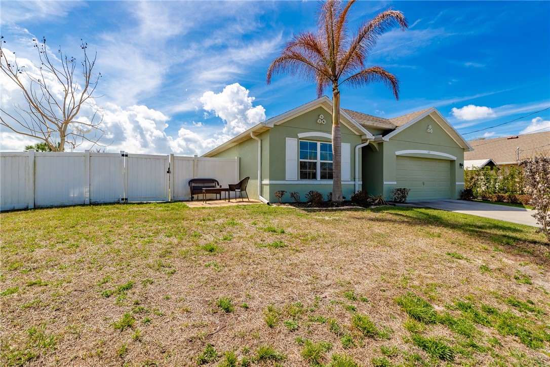 123 Larchmont Terrace