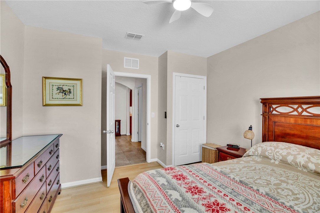 123 Larchmont Terrace