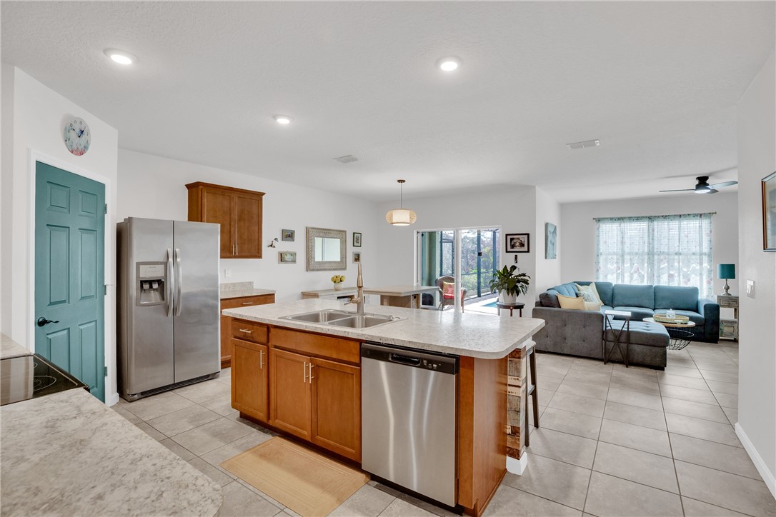 123 Larchmont Terrace