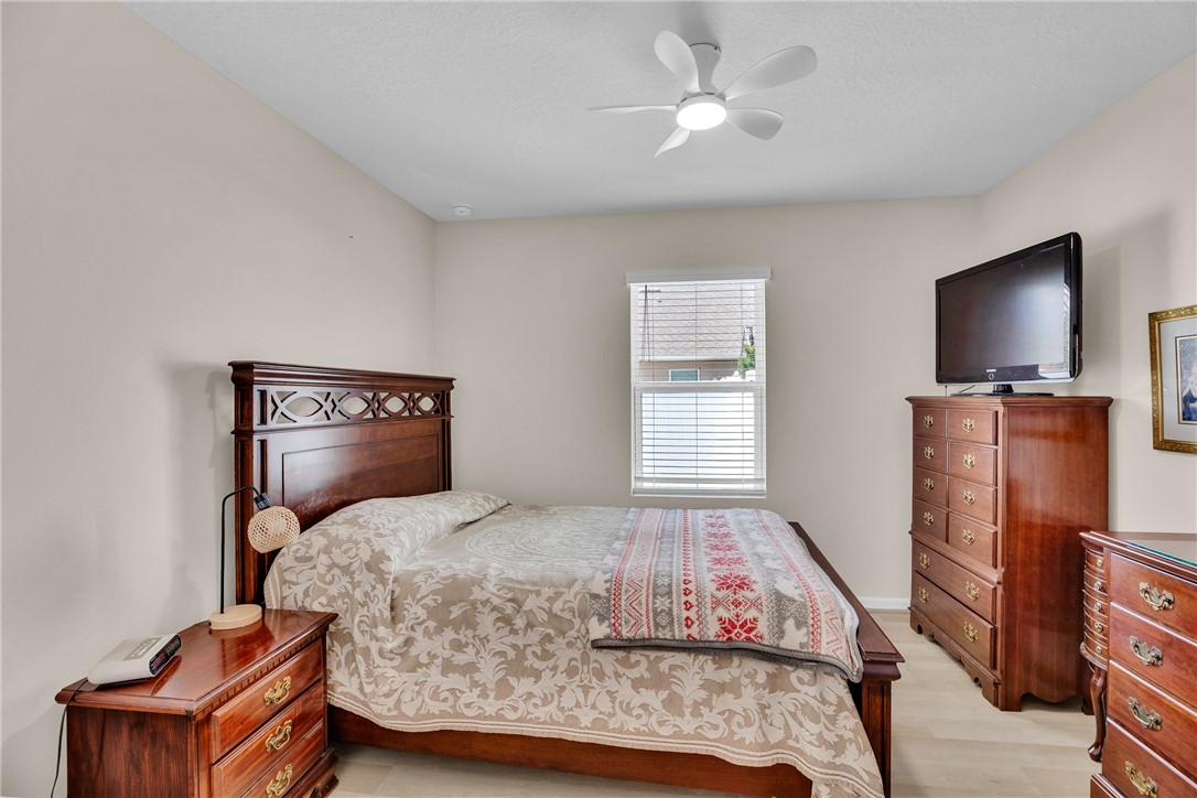 123 Larchmont Terrace