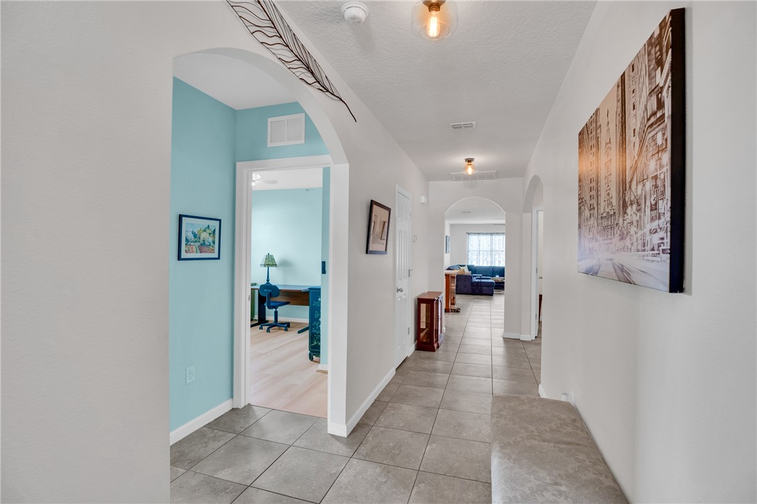 123 Larchmont Terrace