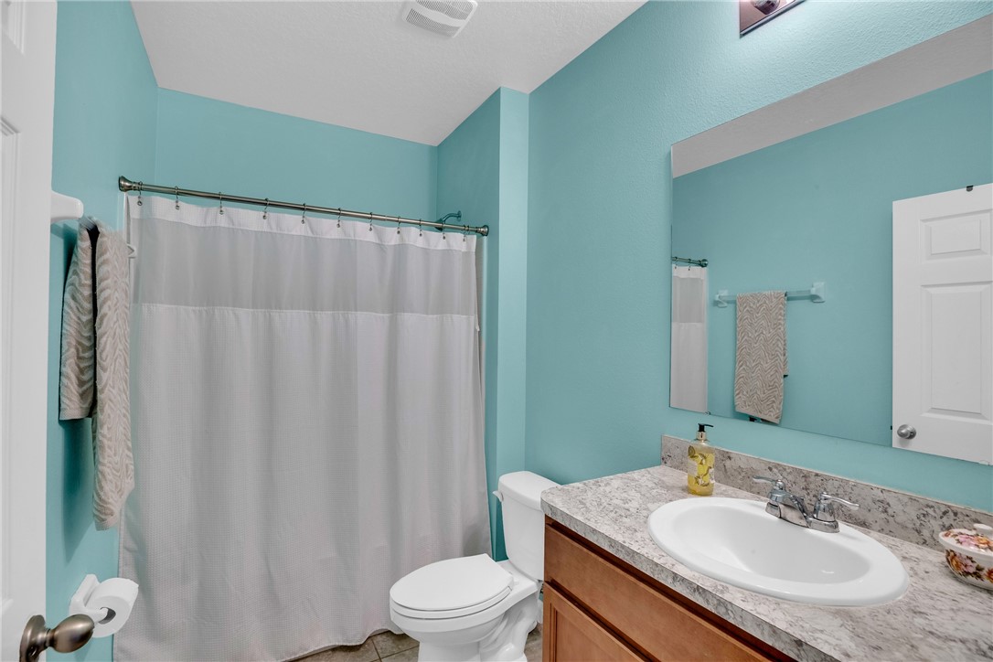 123 Larchmont Terrace