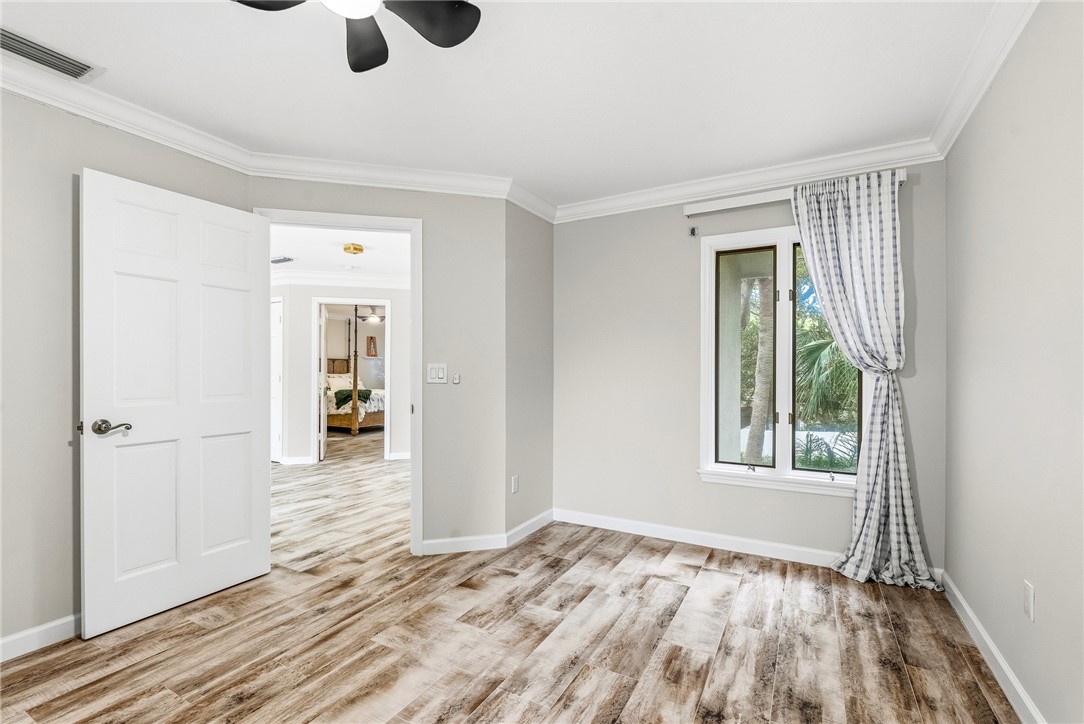 220 S Peppertree Drive