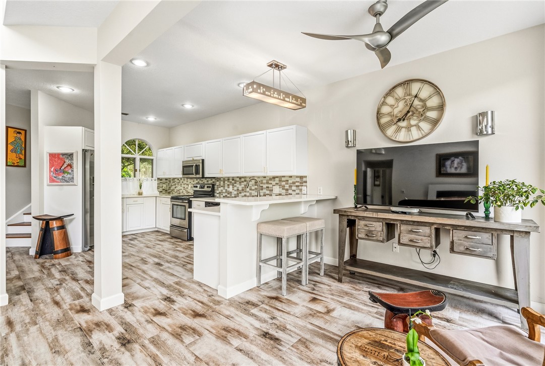 220 S Peppertree Drive