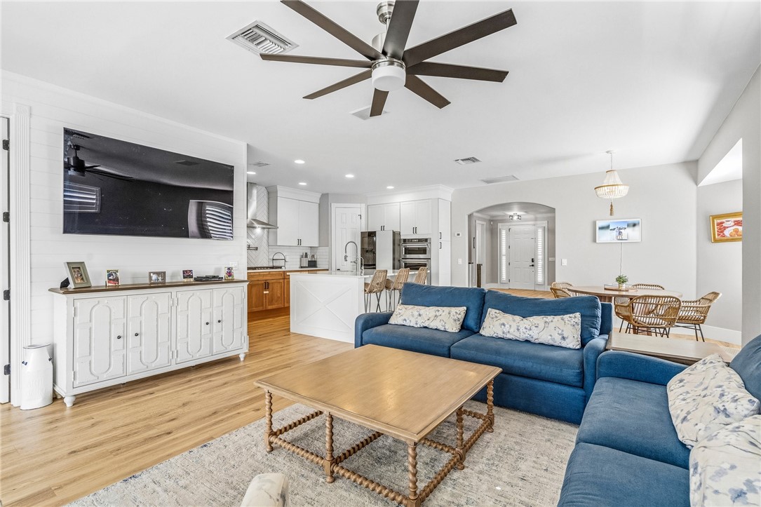 7501 14th Lane