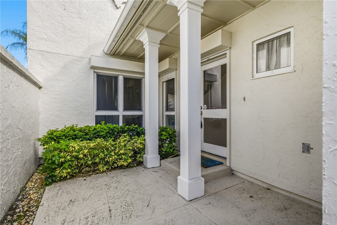 1390 N St Davids Lane