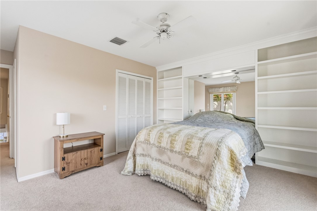 1390 N St Davids Lane