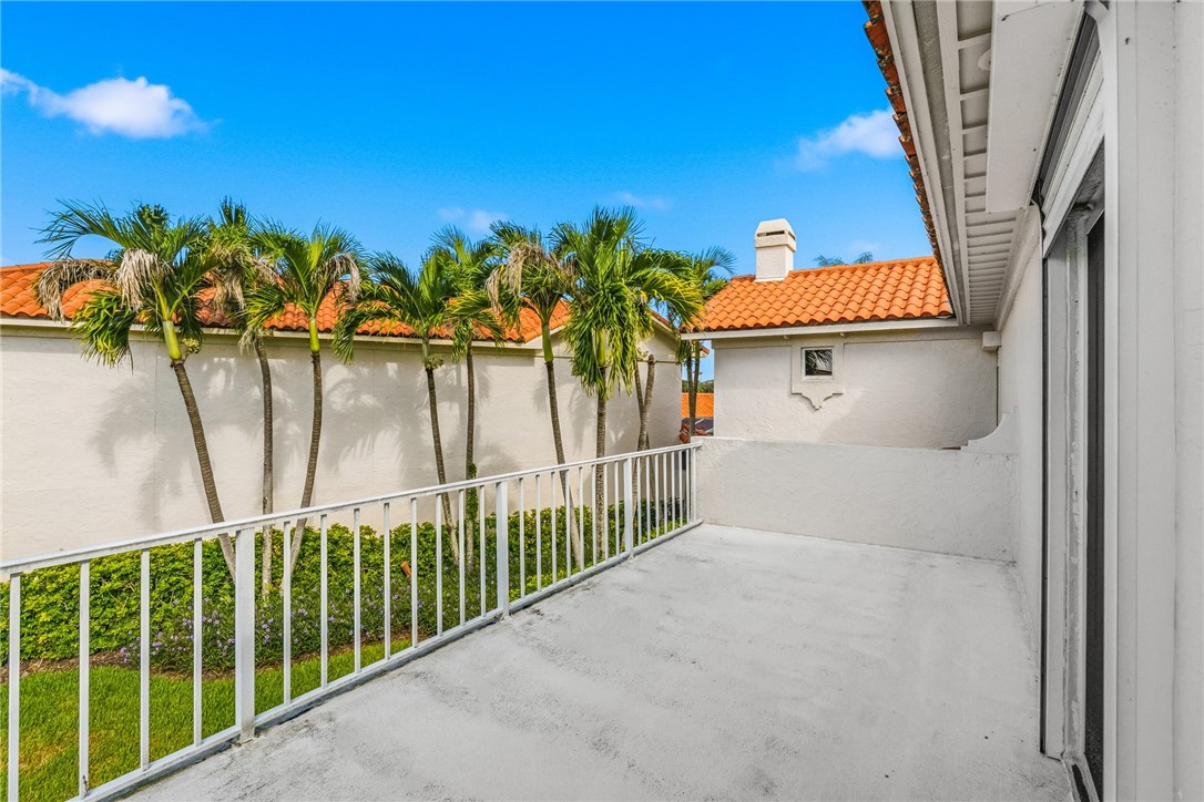 1390 N St Davids Lane