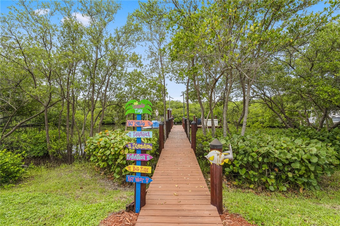 3929 Shoreside Drive