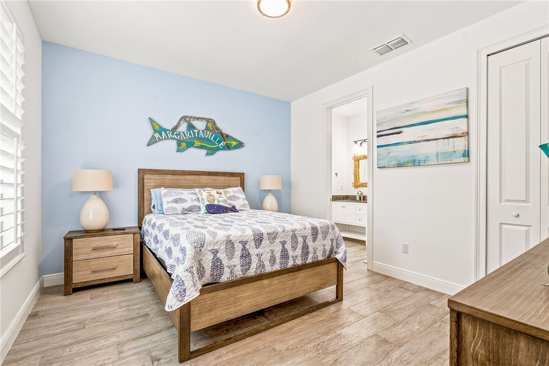3929 Shoreside Drive