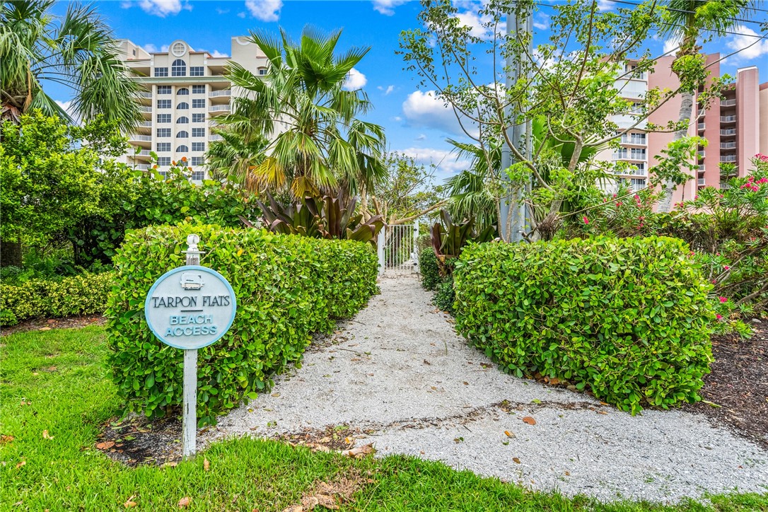 3929 Shoreside Drive