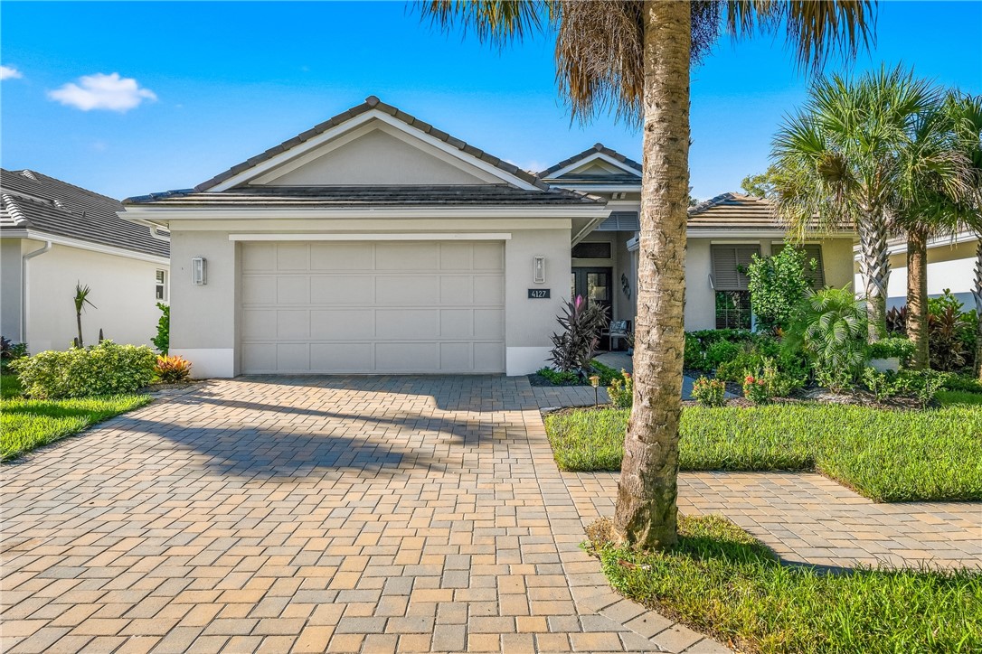 4127 Lucaya Pointe Way