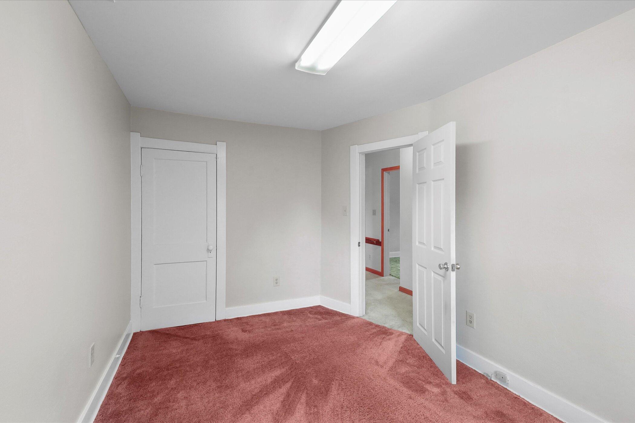 870 National Avenue