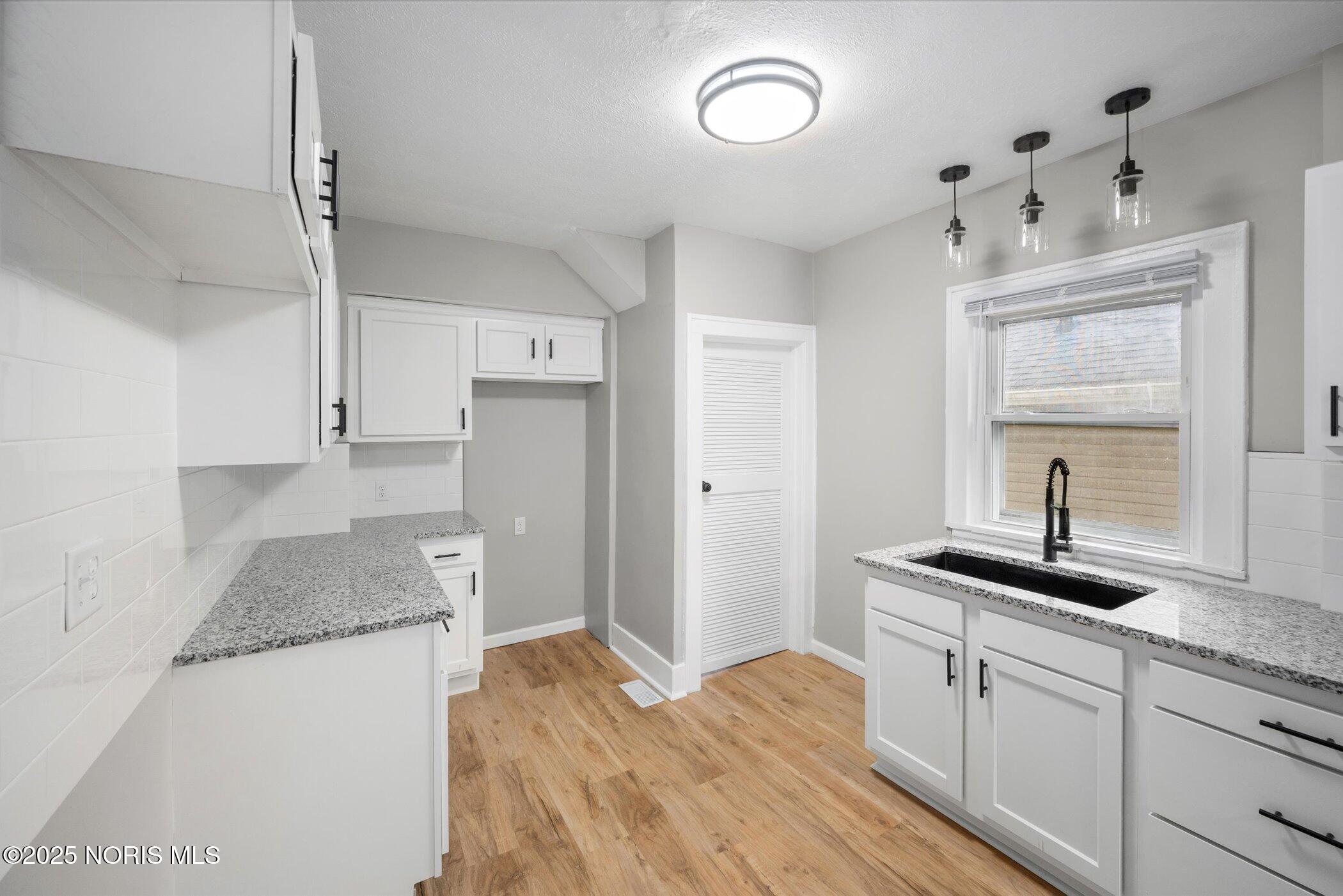 1207 E Broadway Street