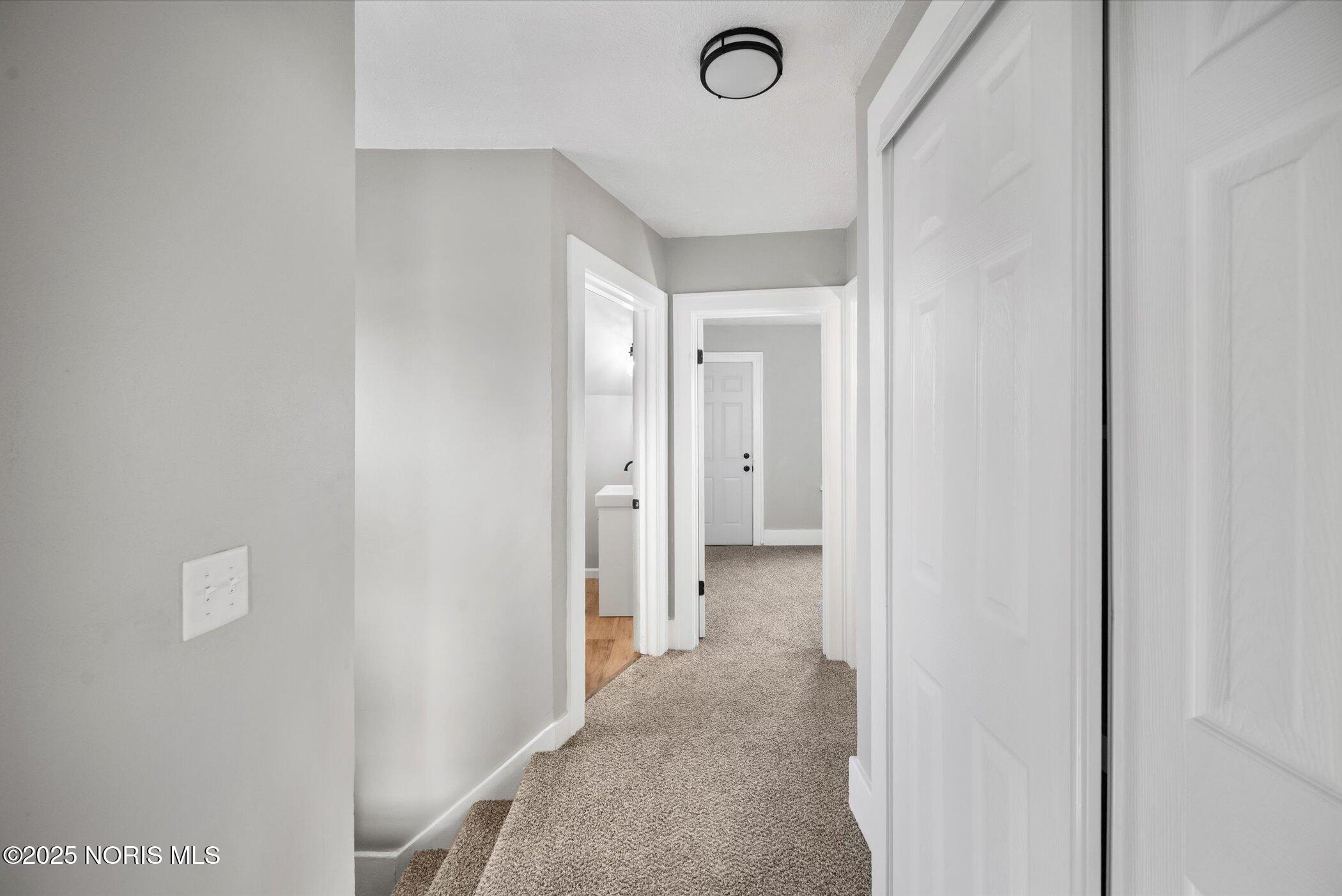 1207 E Broadway Street