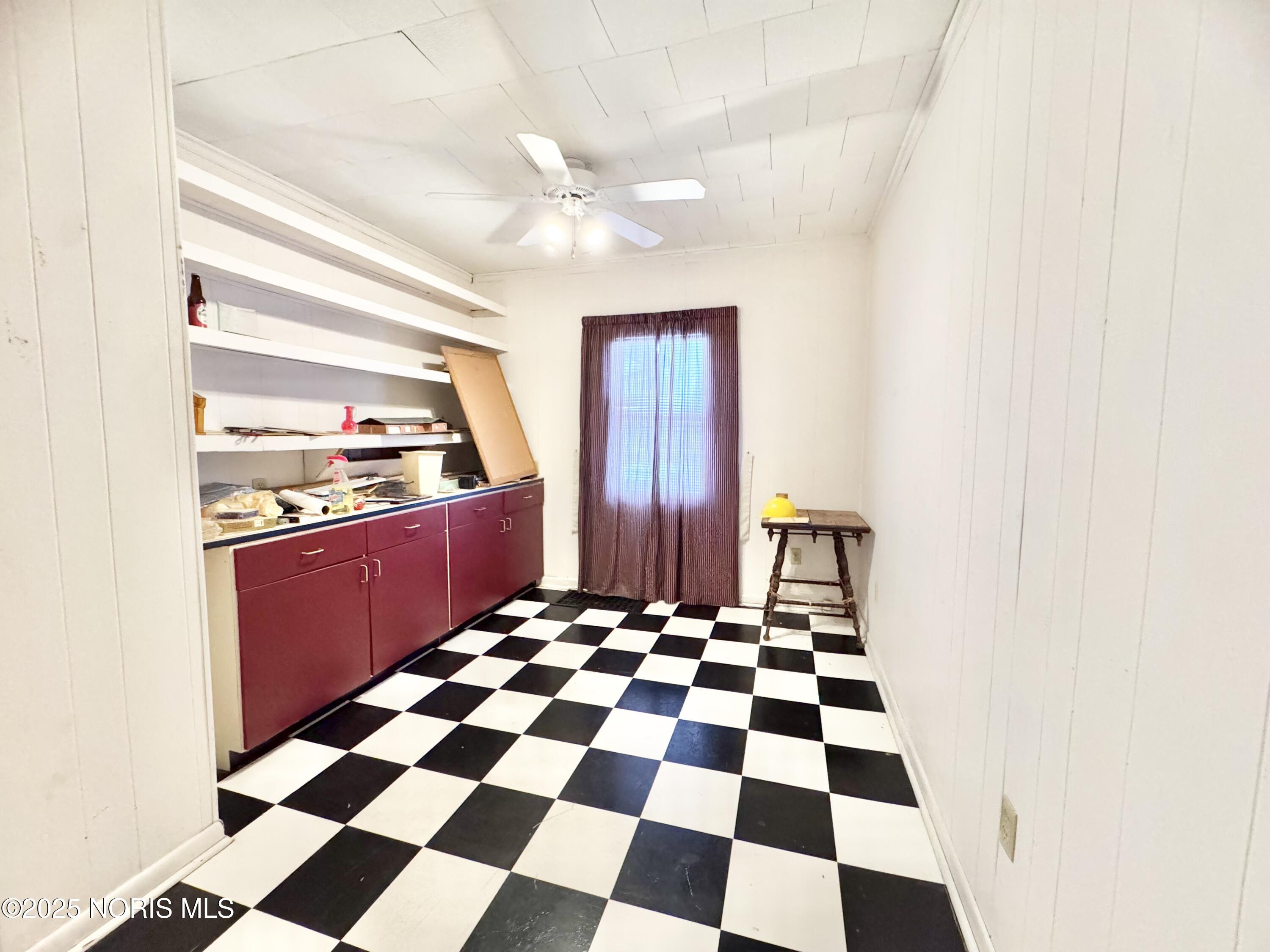 1509 Lakewood Street