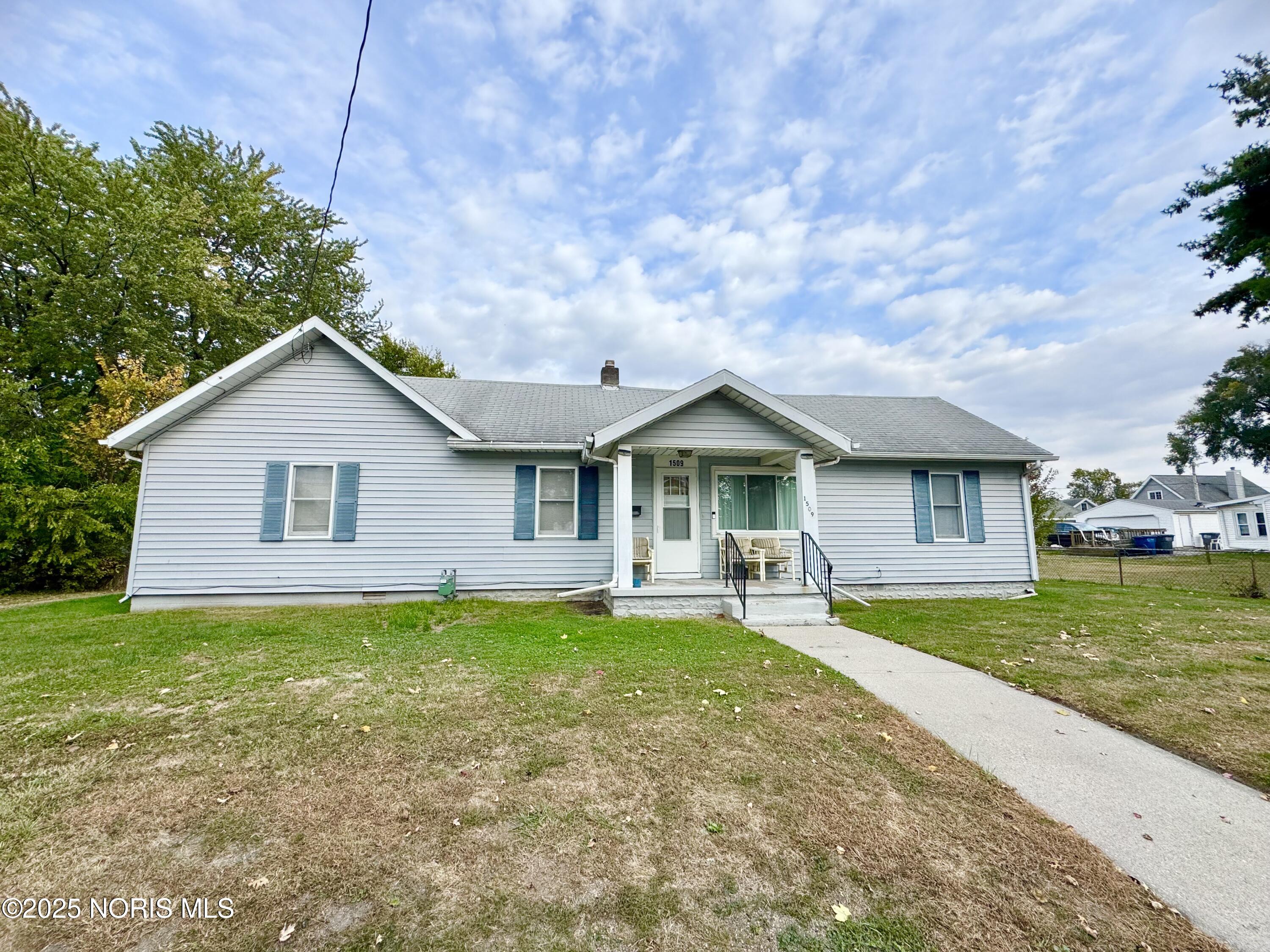 1509 Lakewood Street