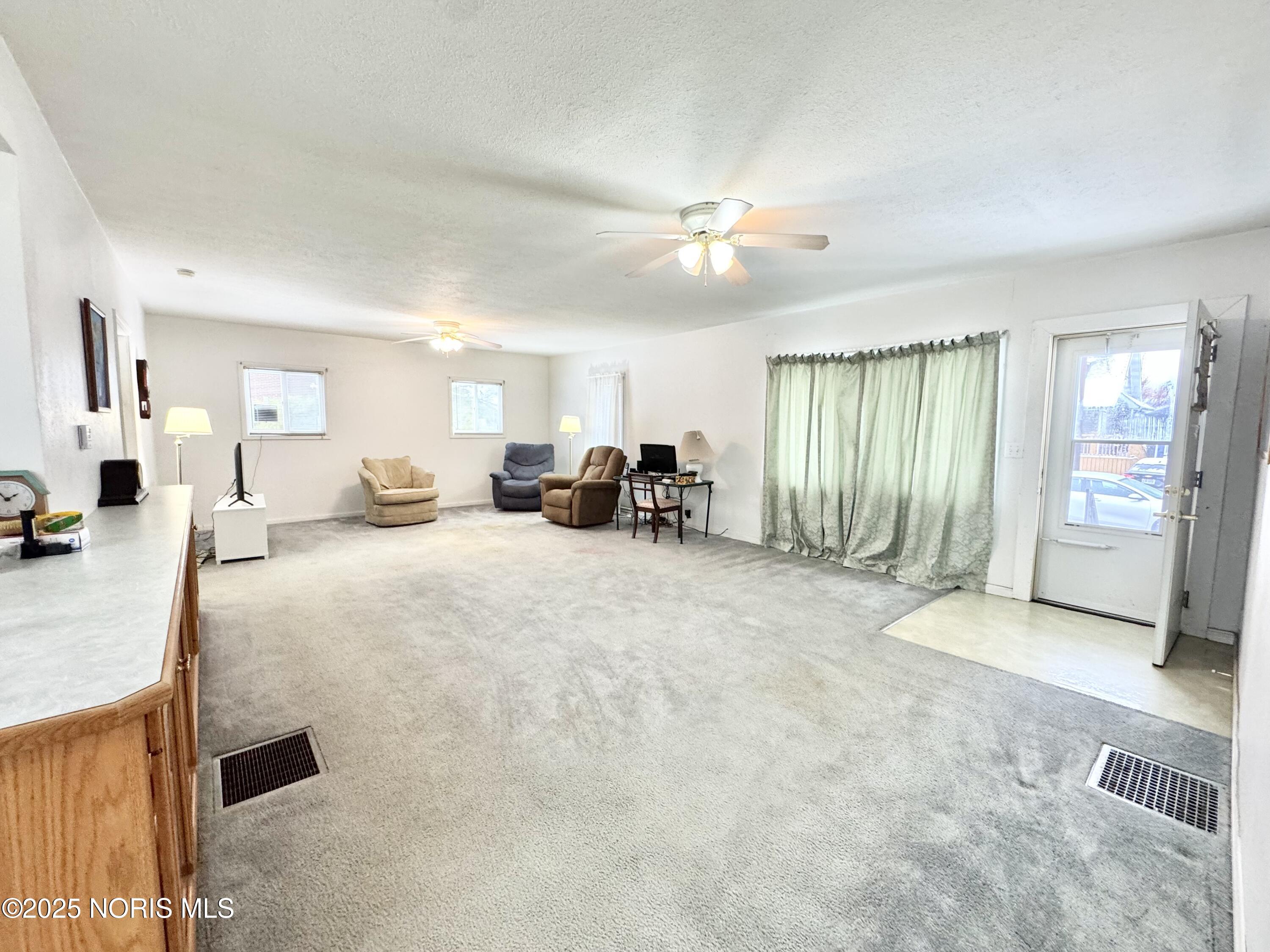 1509 Lakewood Street