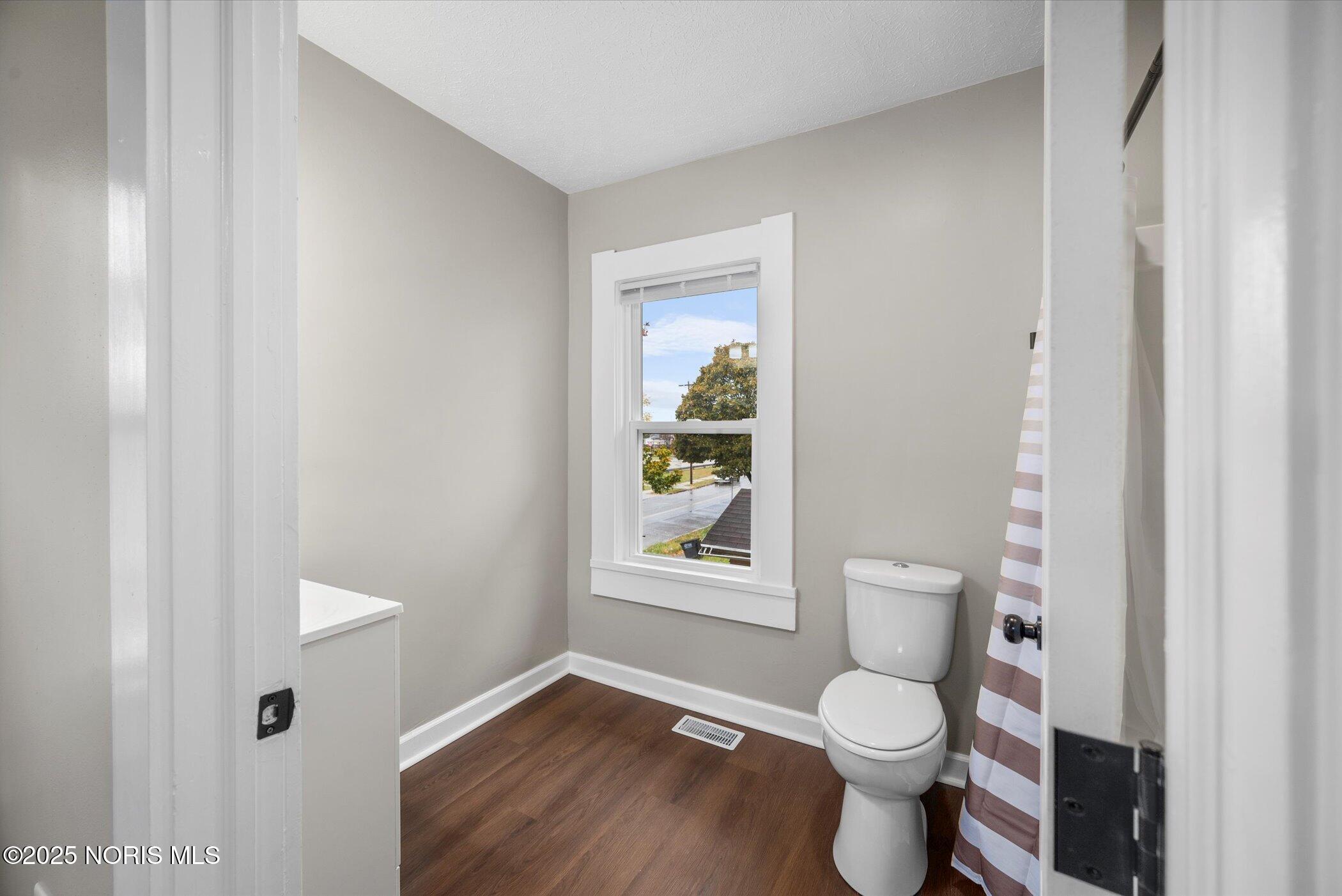 187 E Broadway Street