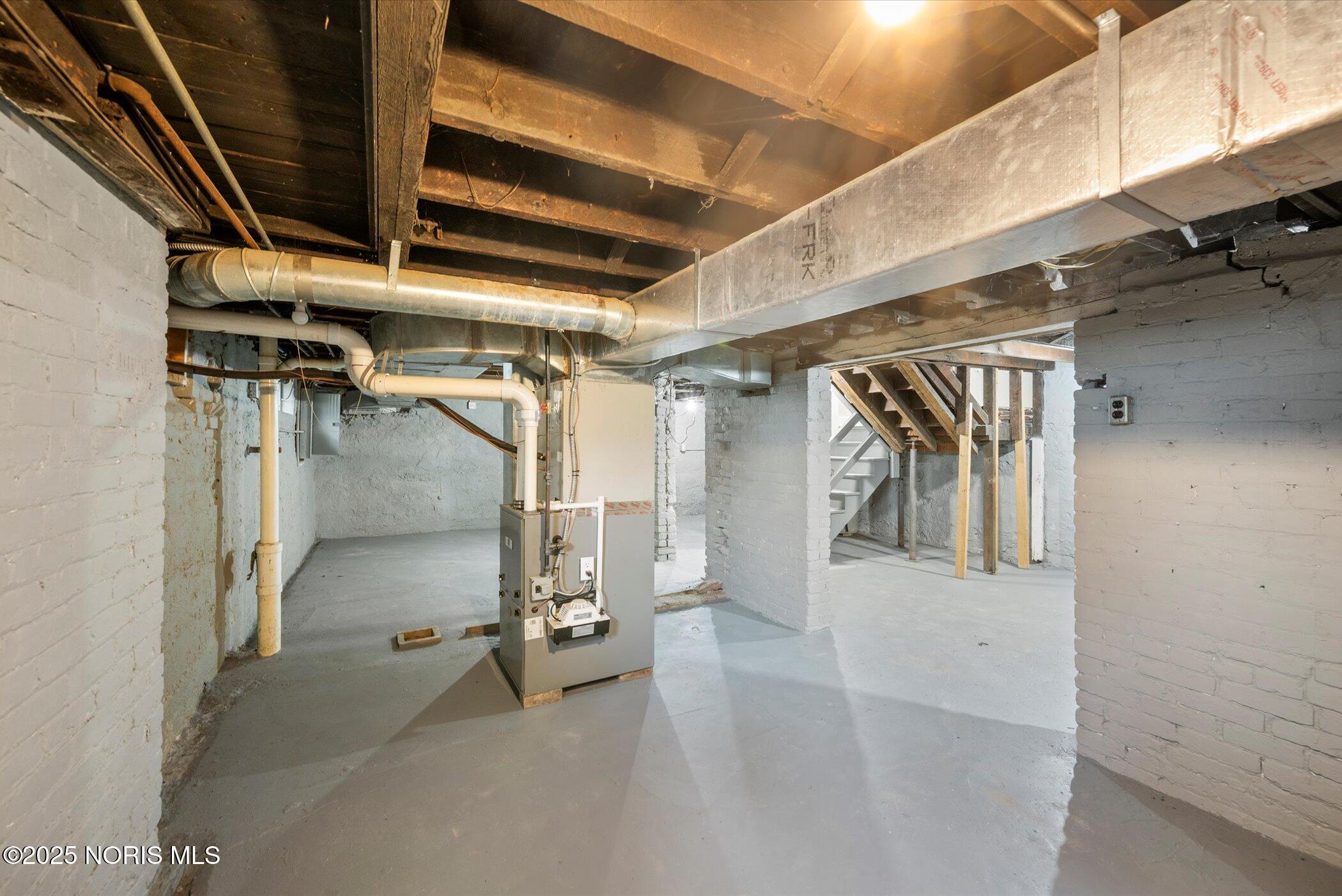 187 E Broadway Street