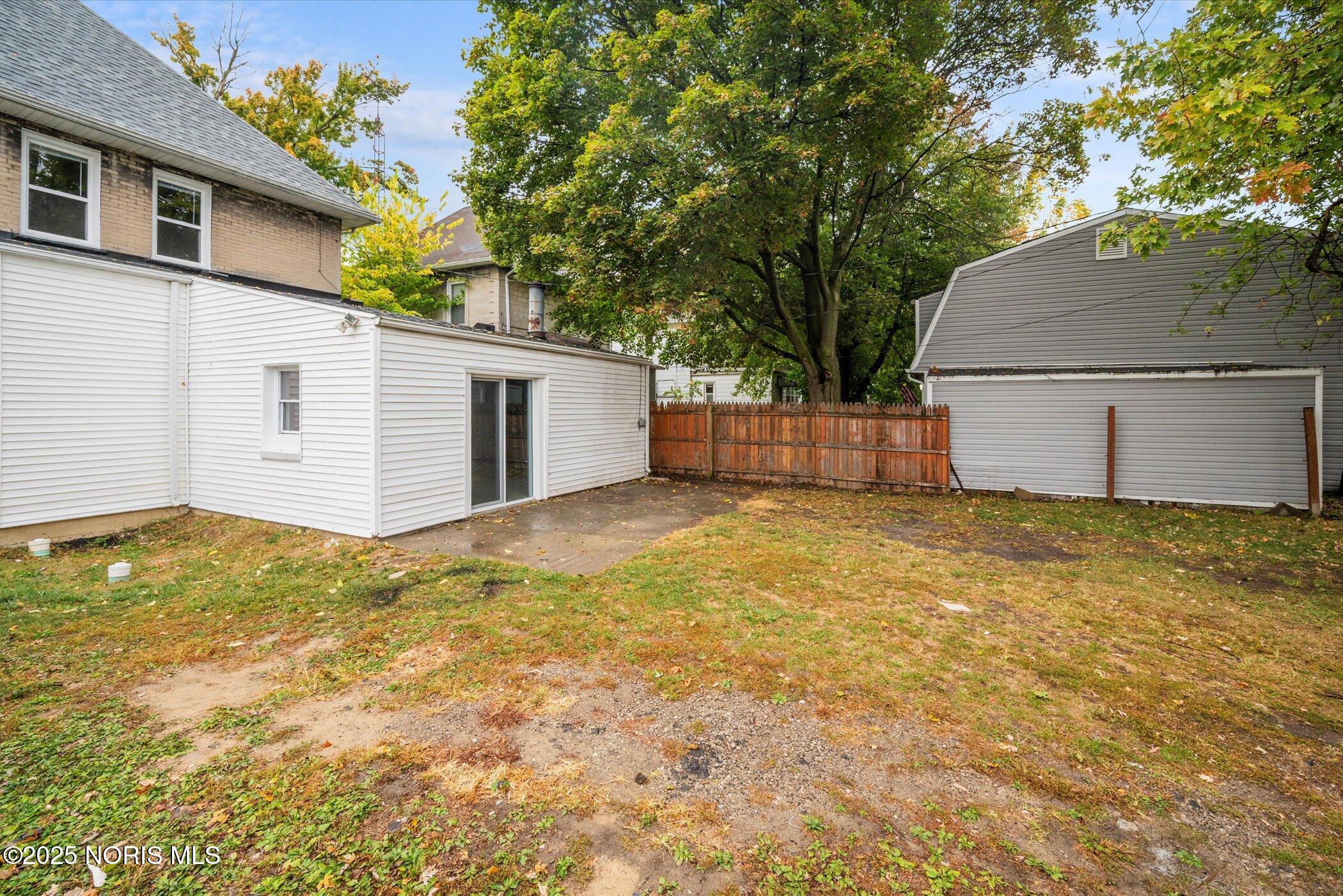 187 E Broadway Street