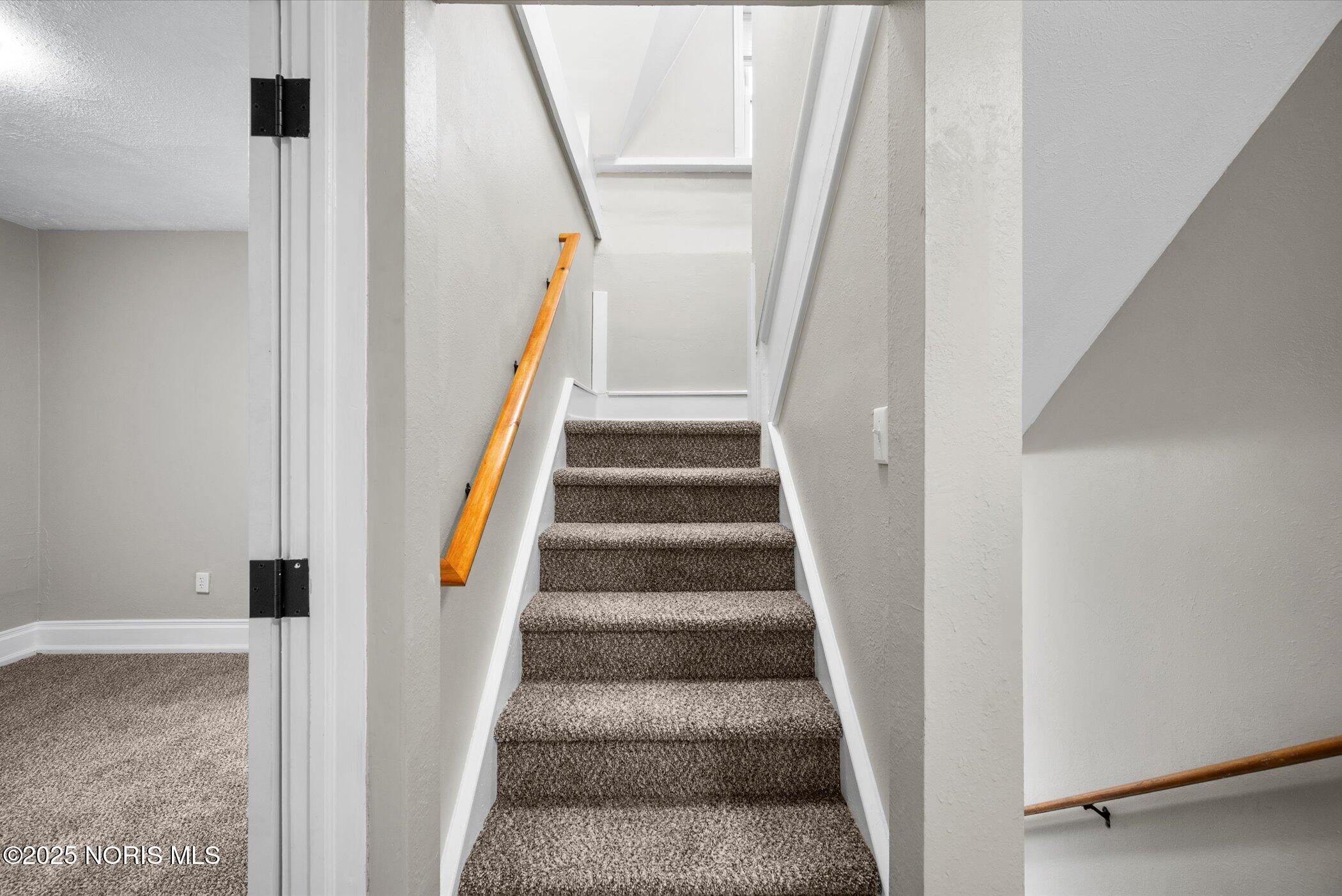 187 E Broadway Street