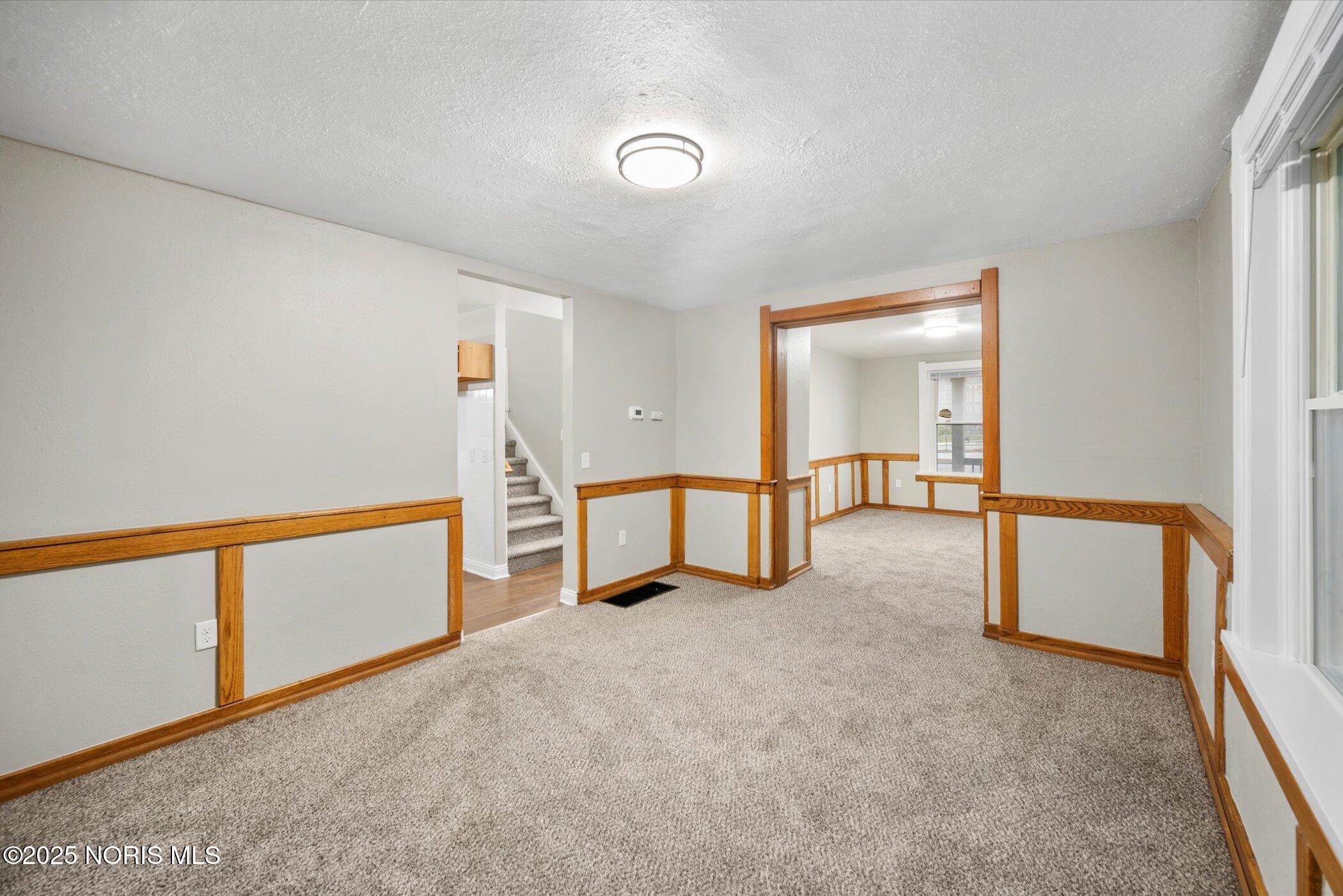 187 E Broadway Street