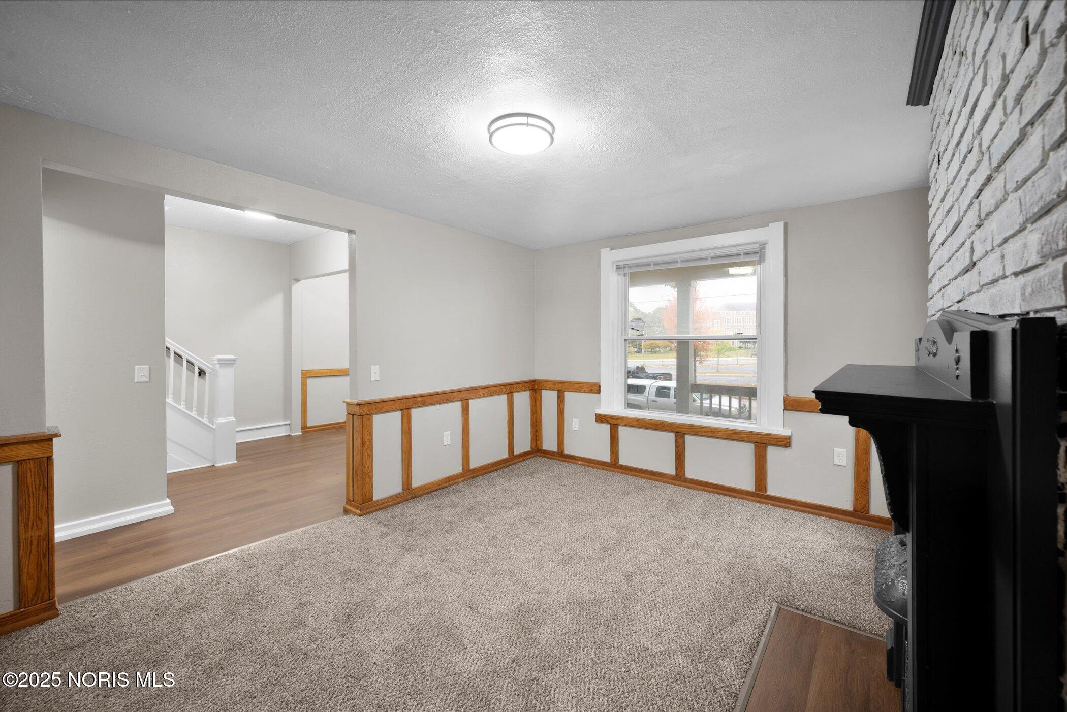 187 E Broadway Street