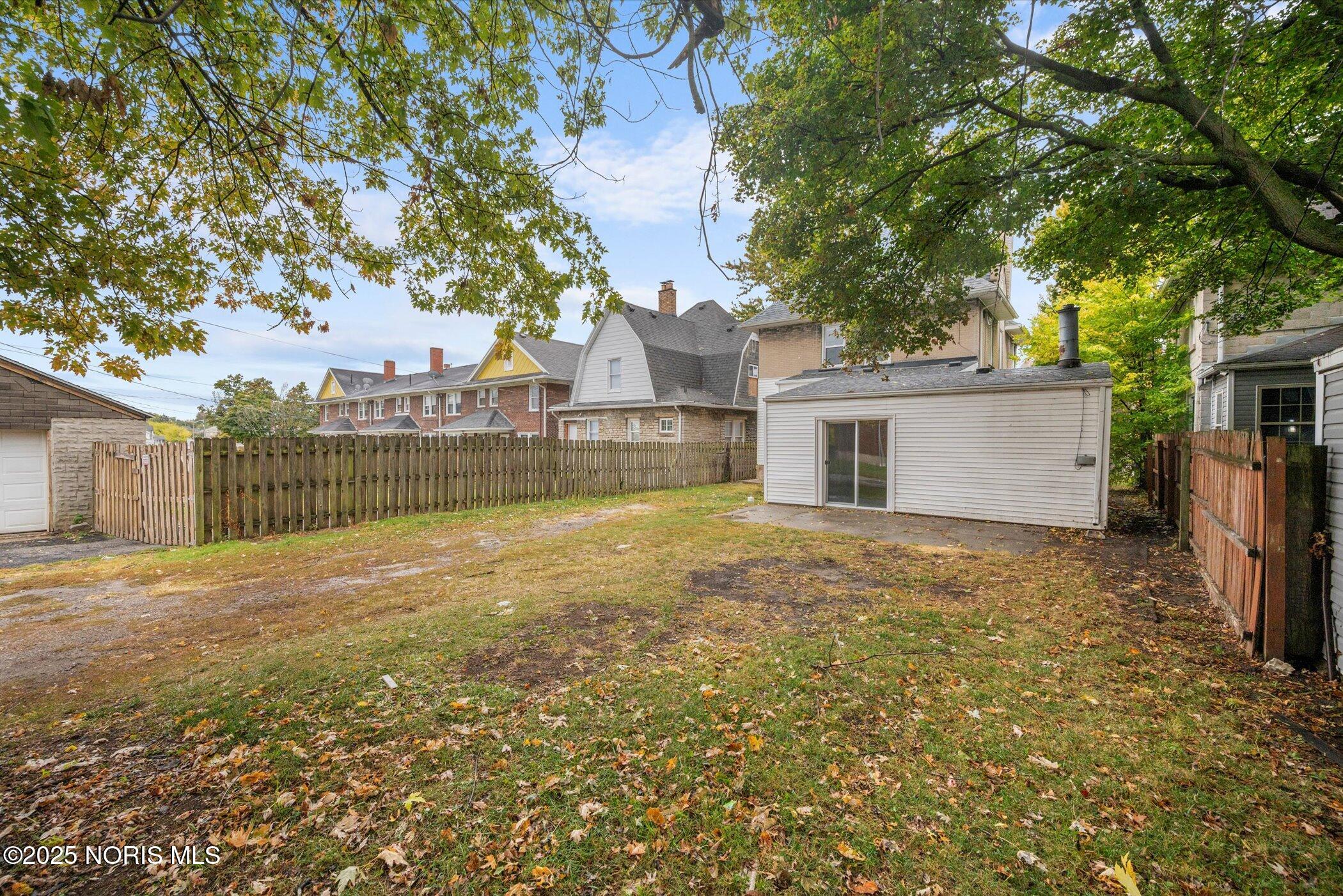 187 E Broadway Street