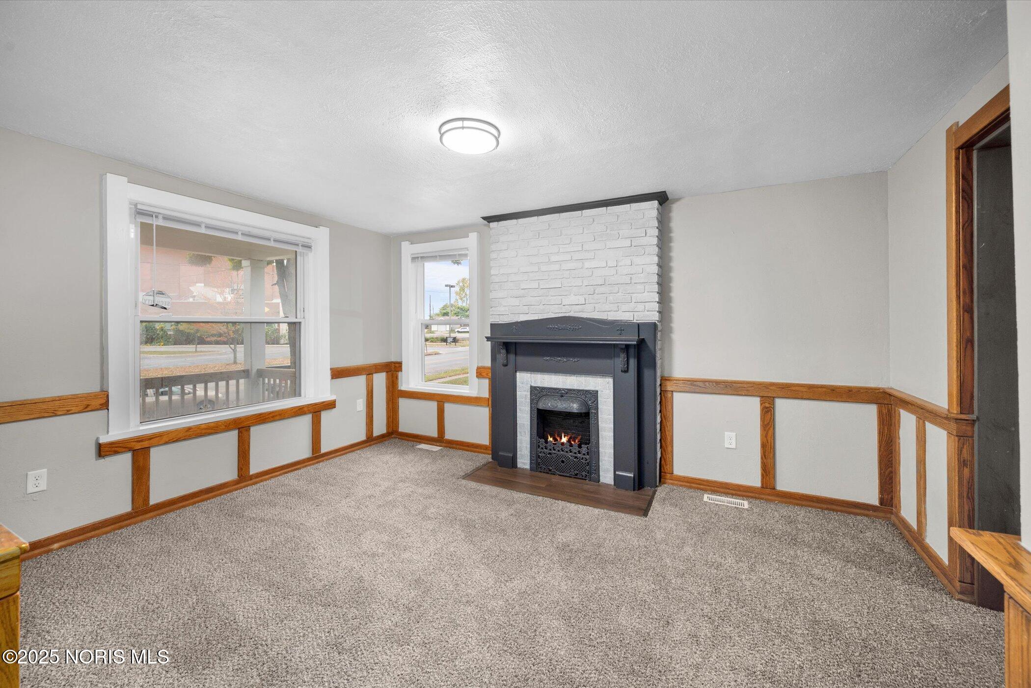 187 E Broadway Street