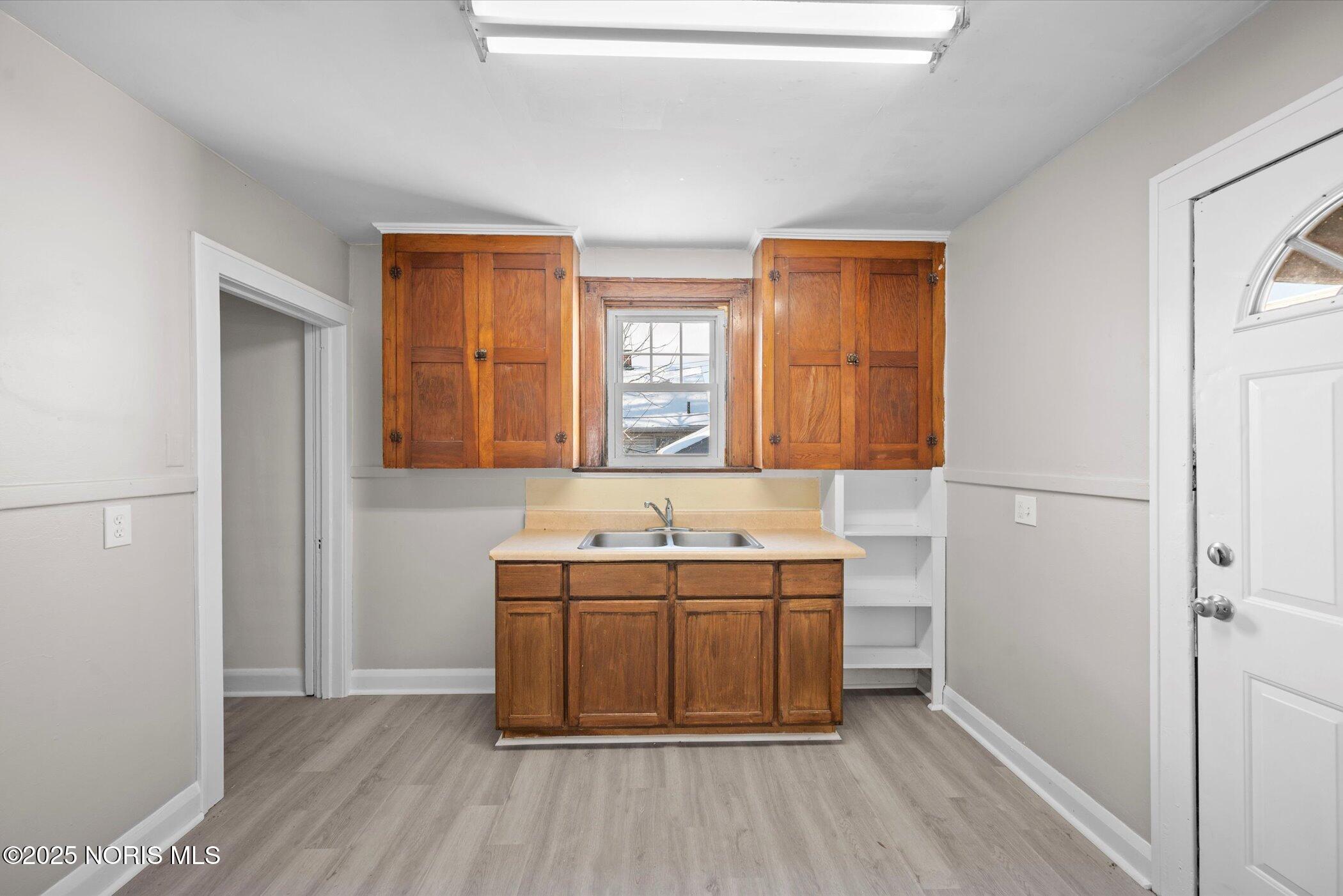 3907 Lagrange Street