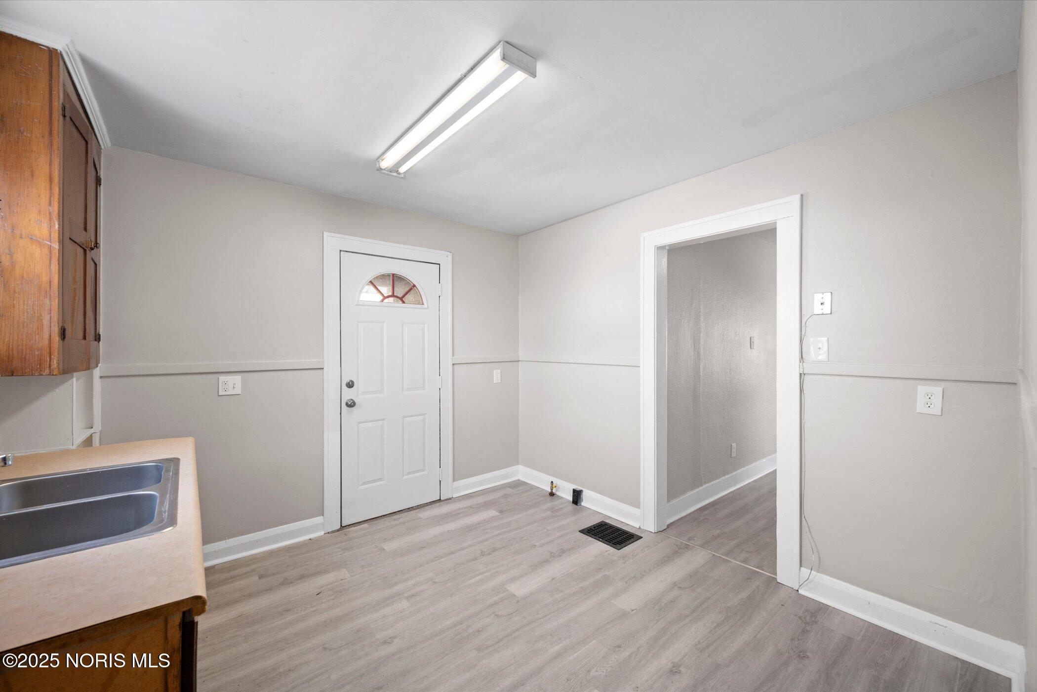 3907 Lagrange Street