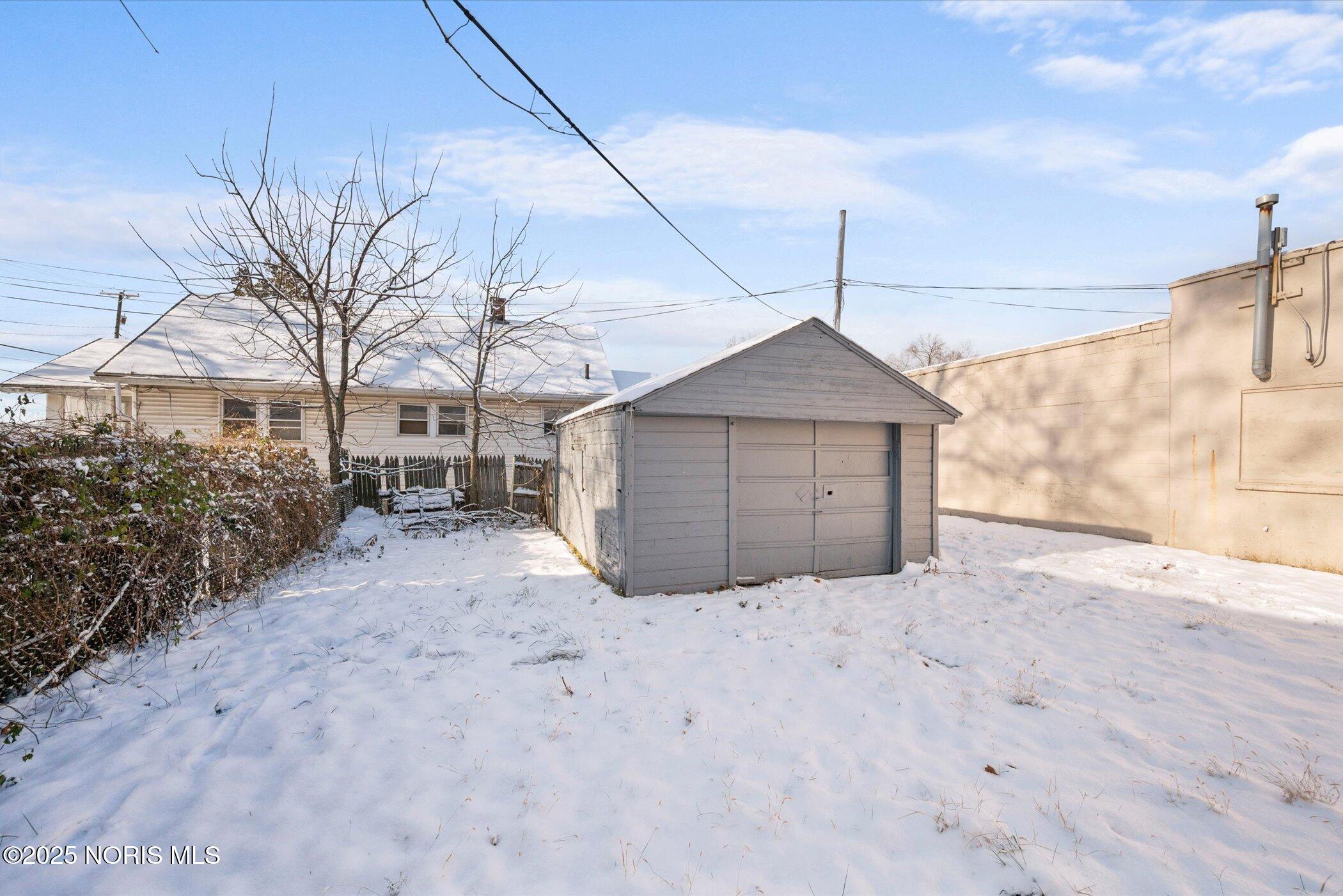 3907 Lagrange Street