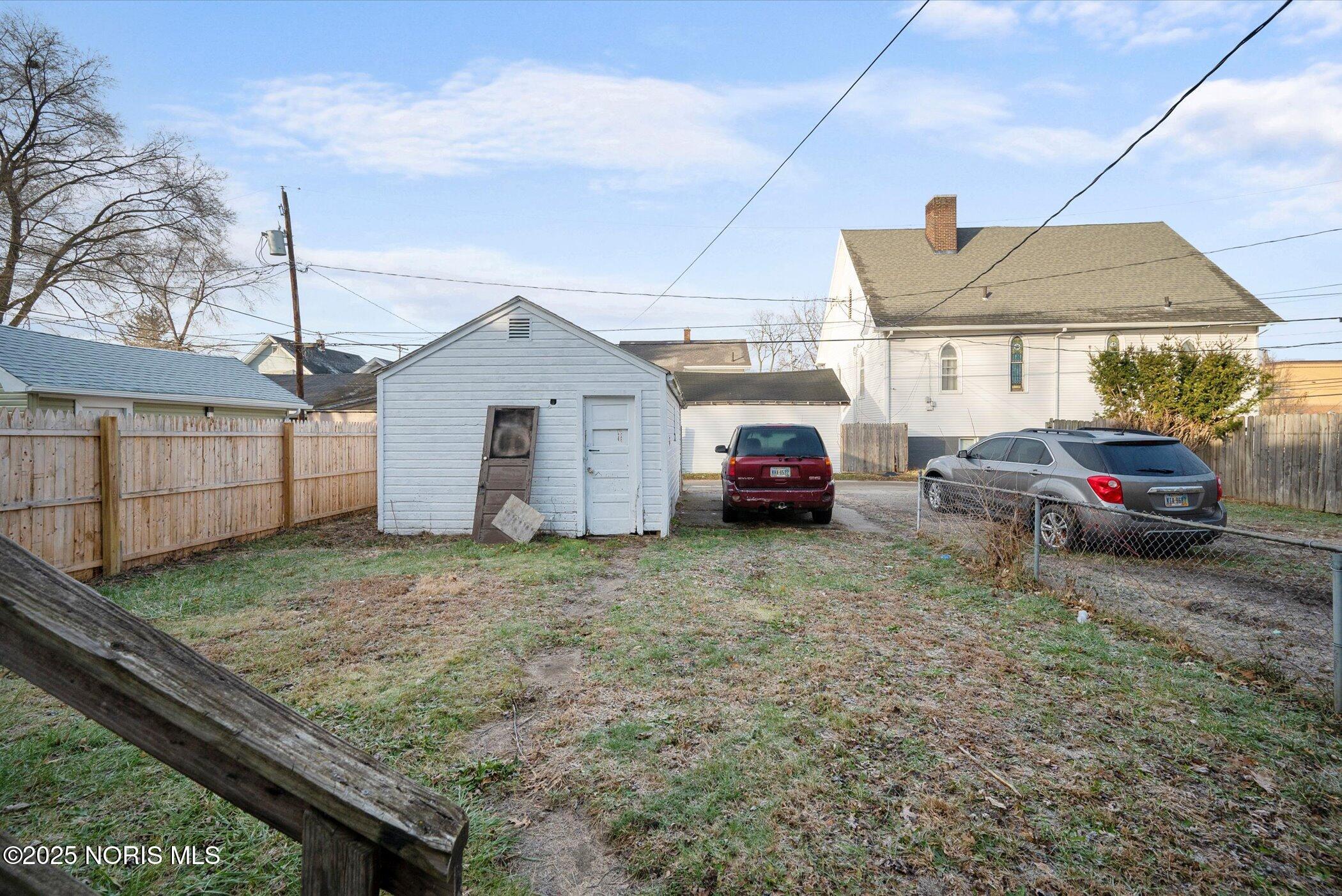 816 Geneva Avenue