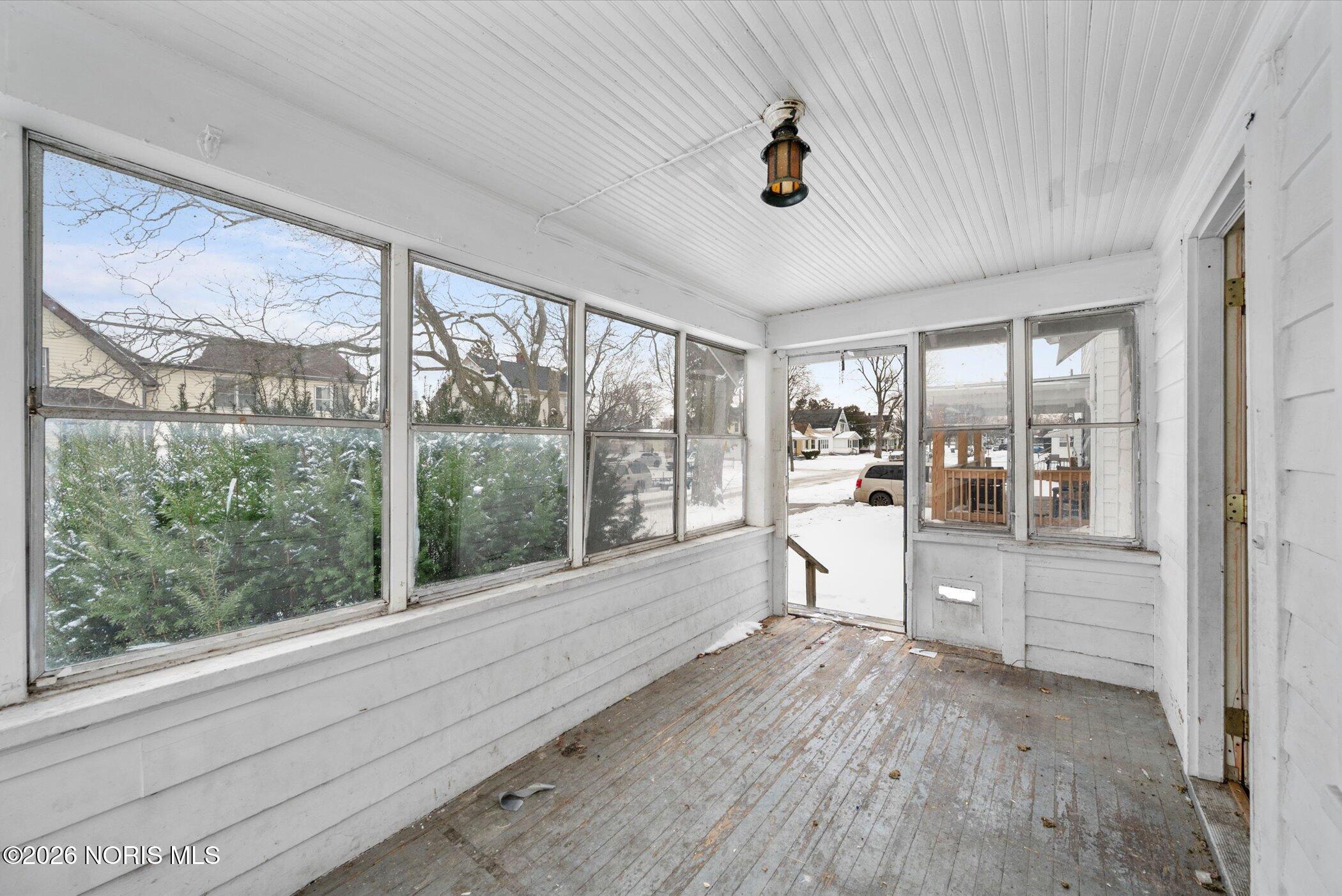 910 Woodward Avenue