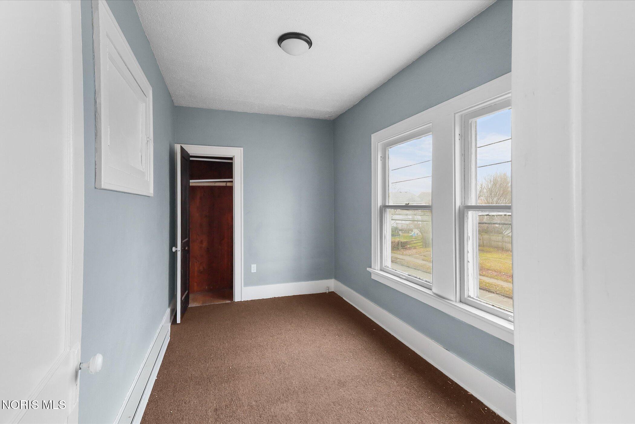 1752 Arlington Avenue