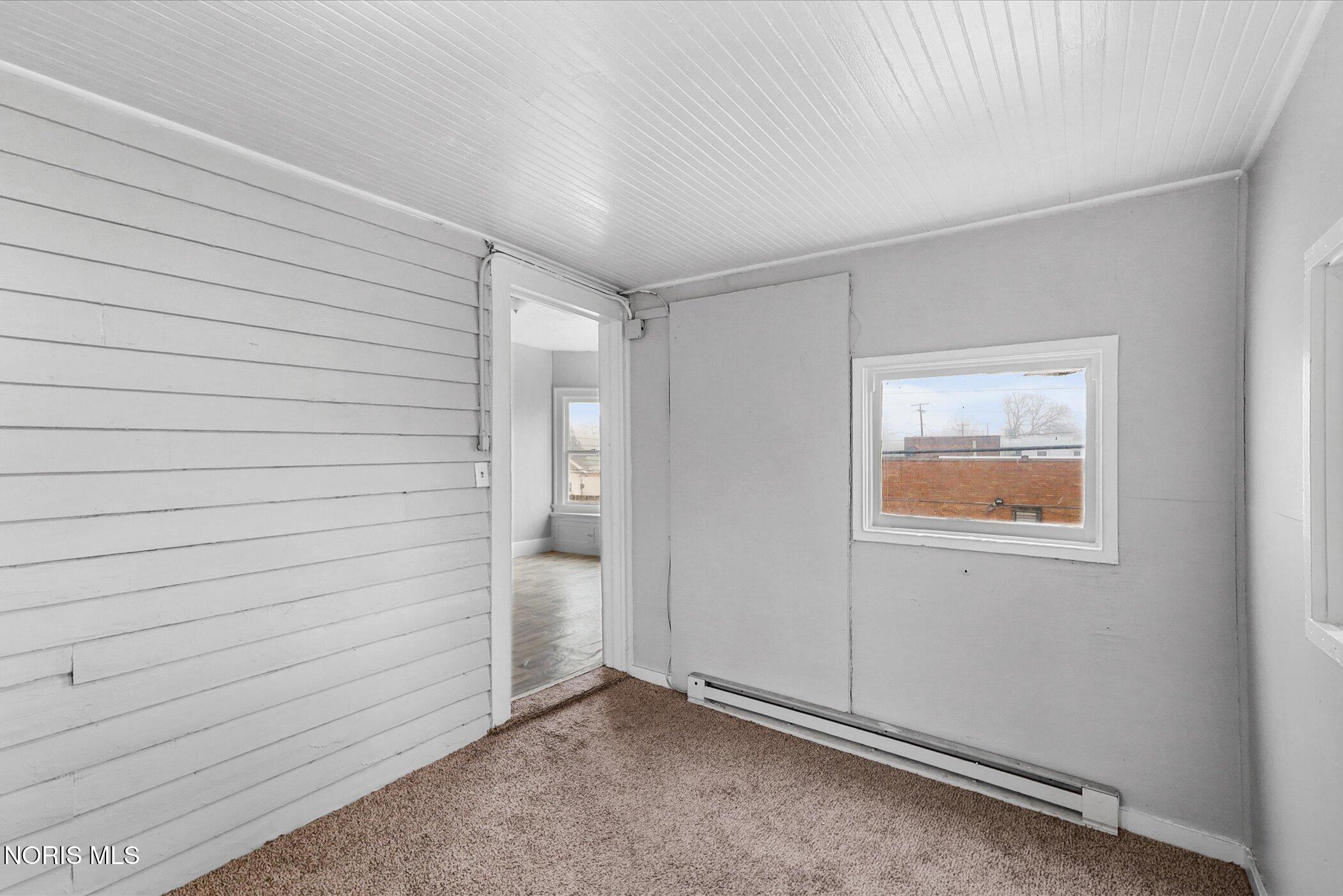 1752 Arlington Avenue