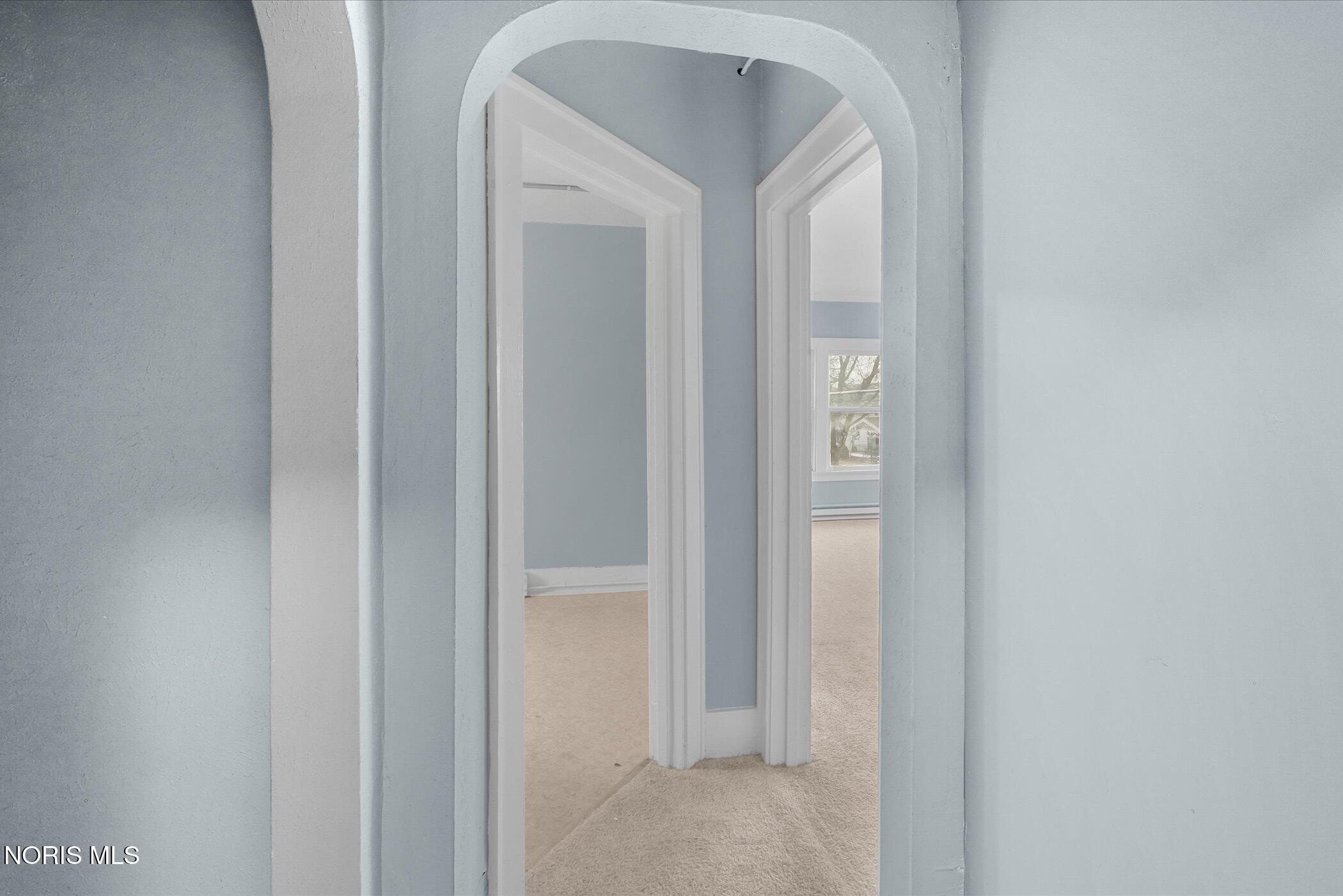 1752 Arlington Avenue