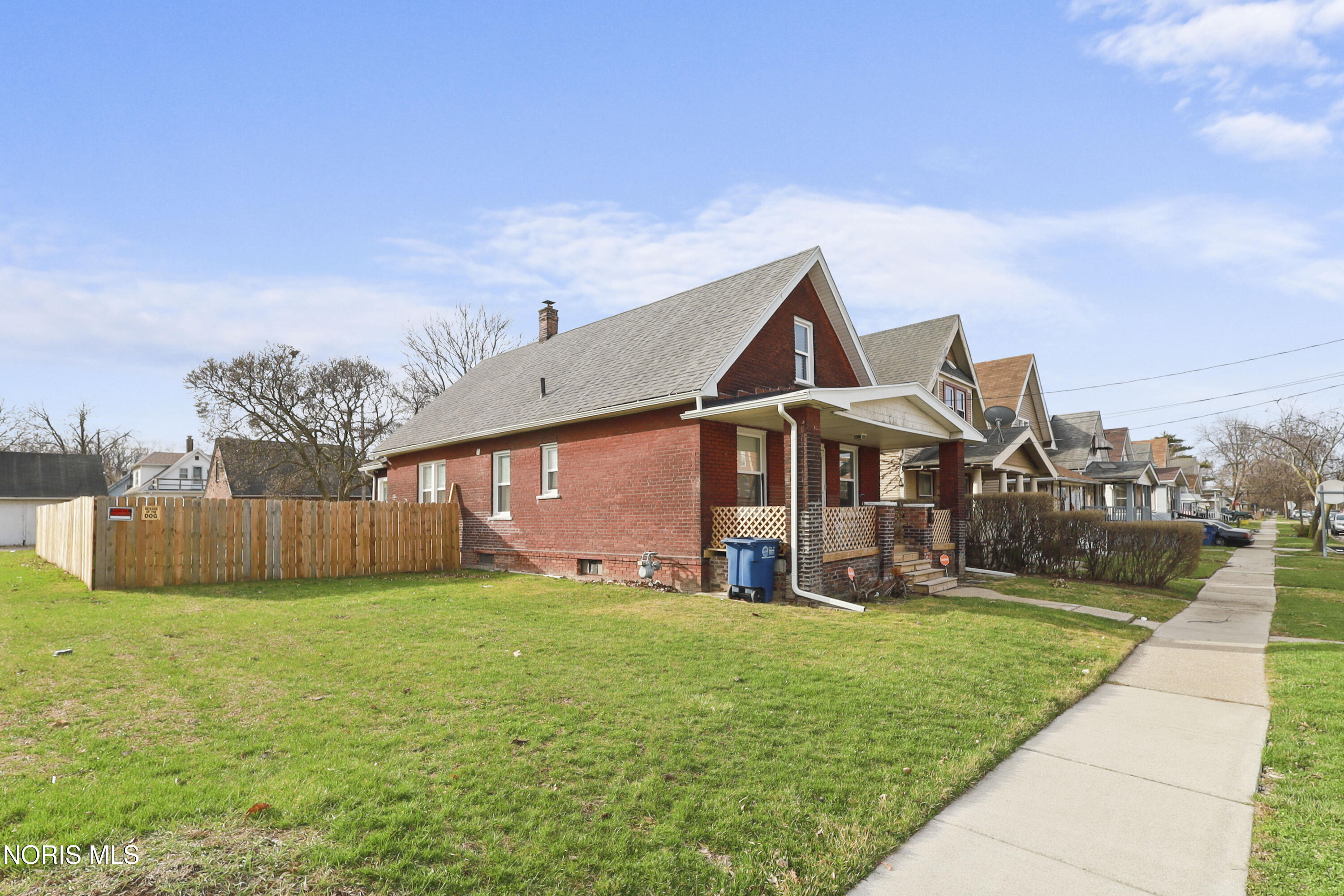 2240 Valentine Street