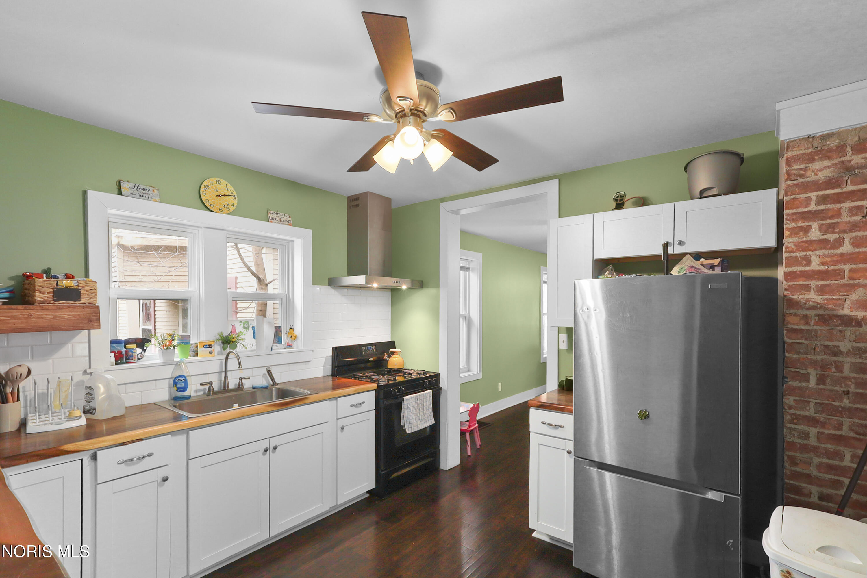 2240 Valentine Street