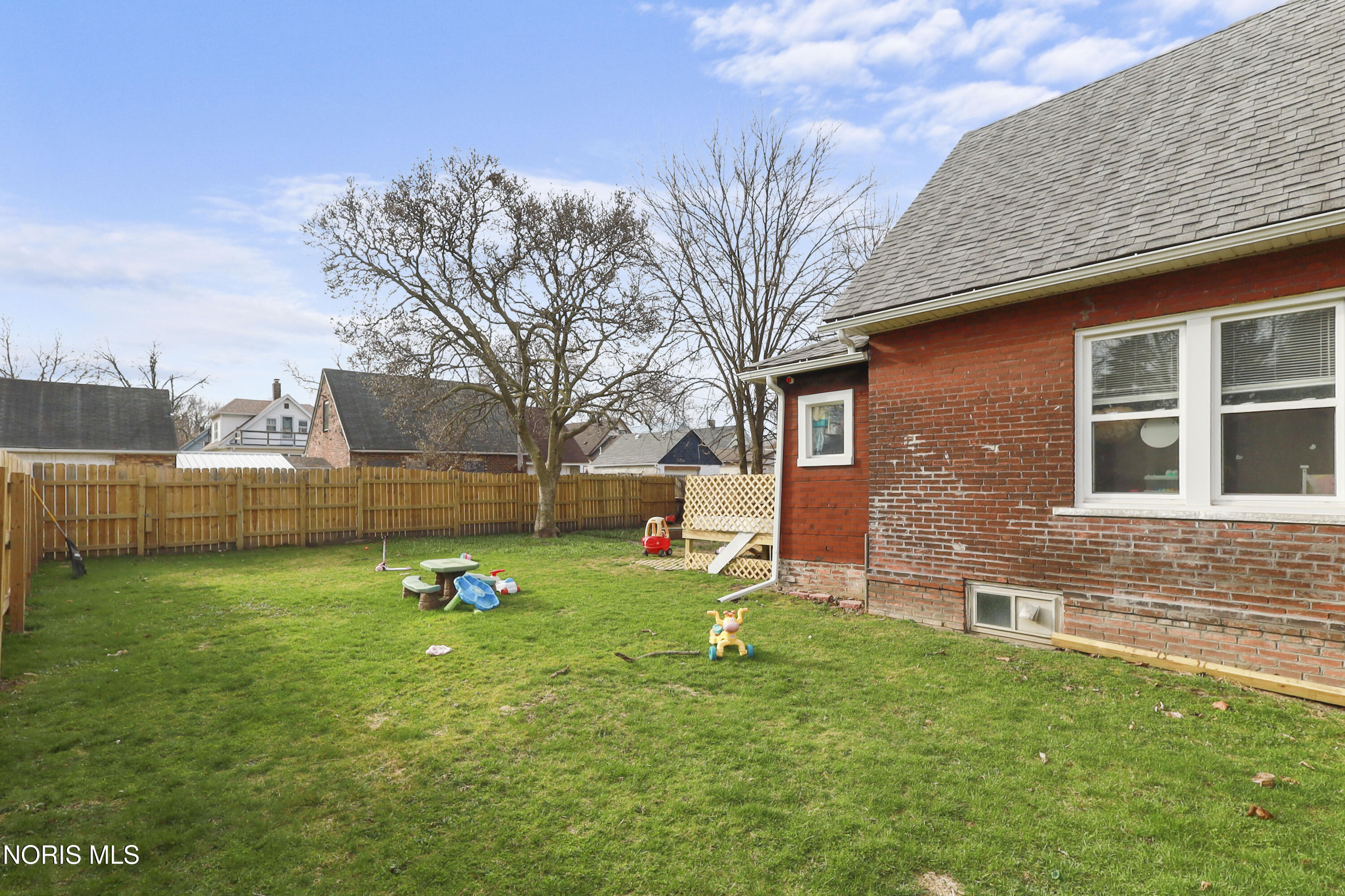 2240 Valentine Street