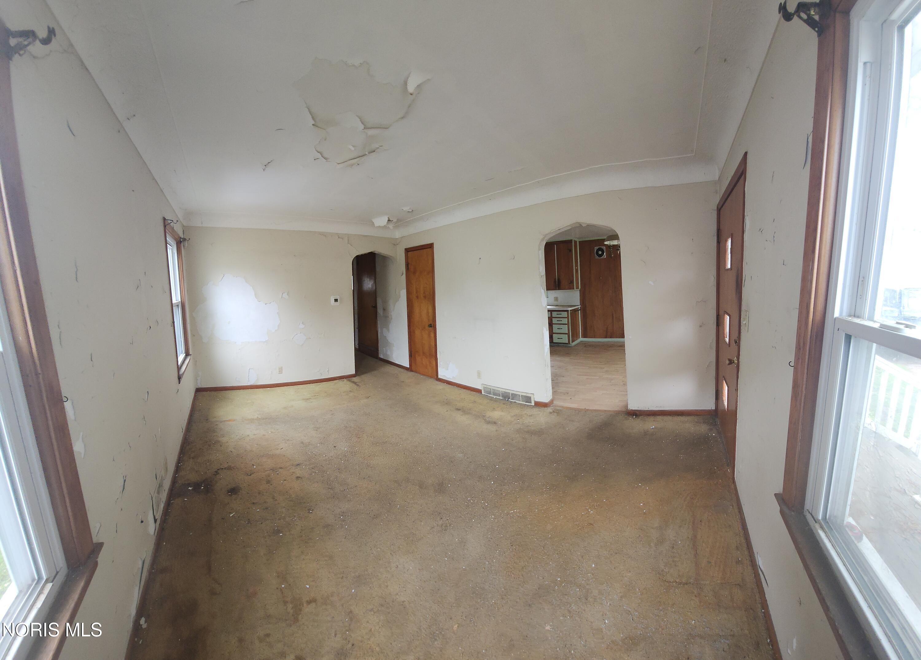 1811 Giant Street