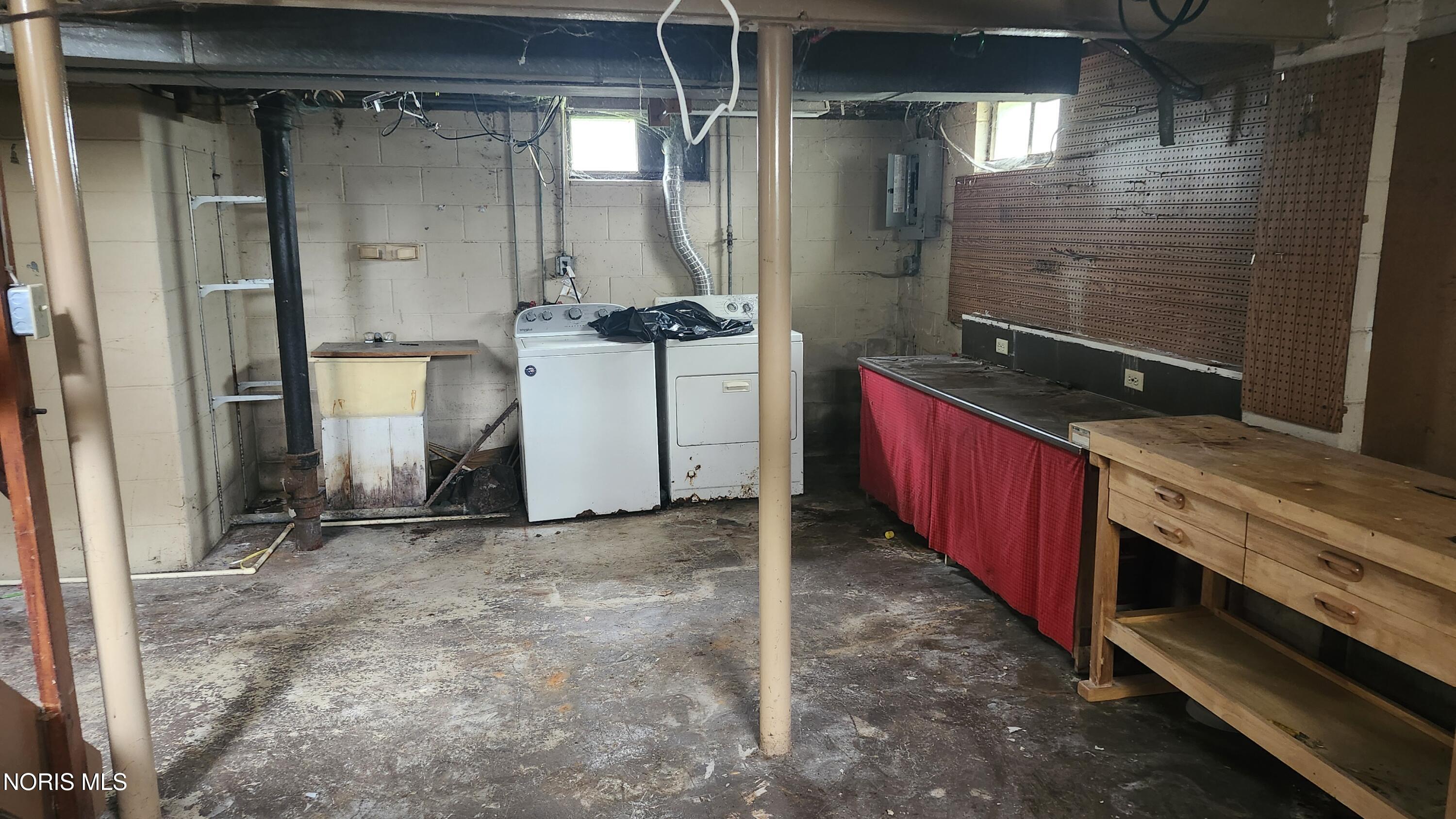 1811 Giant Street