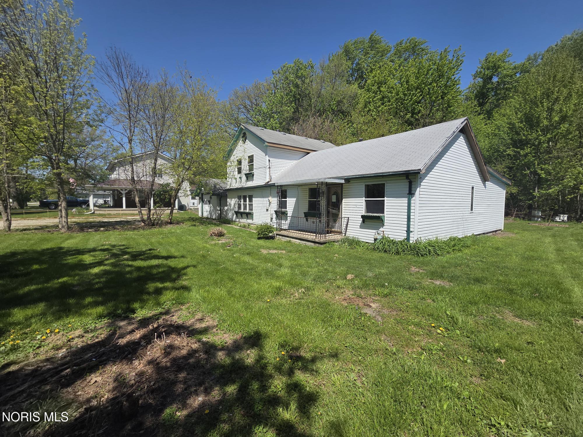 6125 Bryan Road