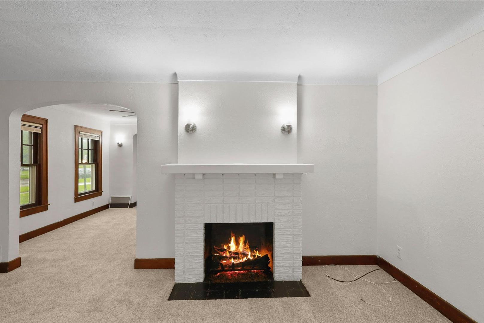 446 W Capistrano Avenue
