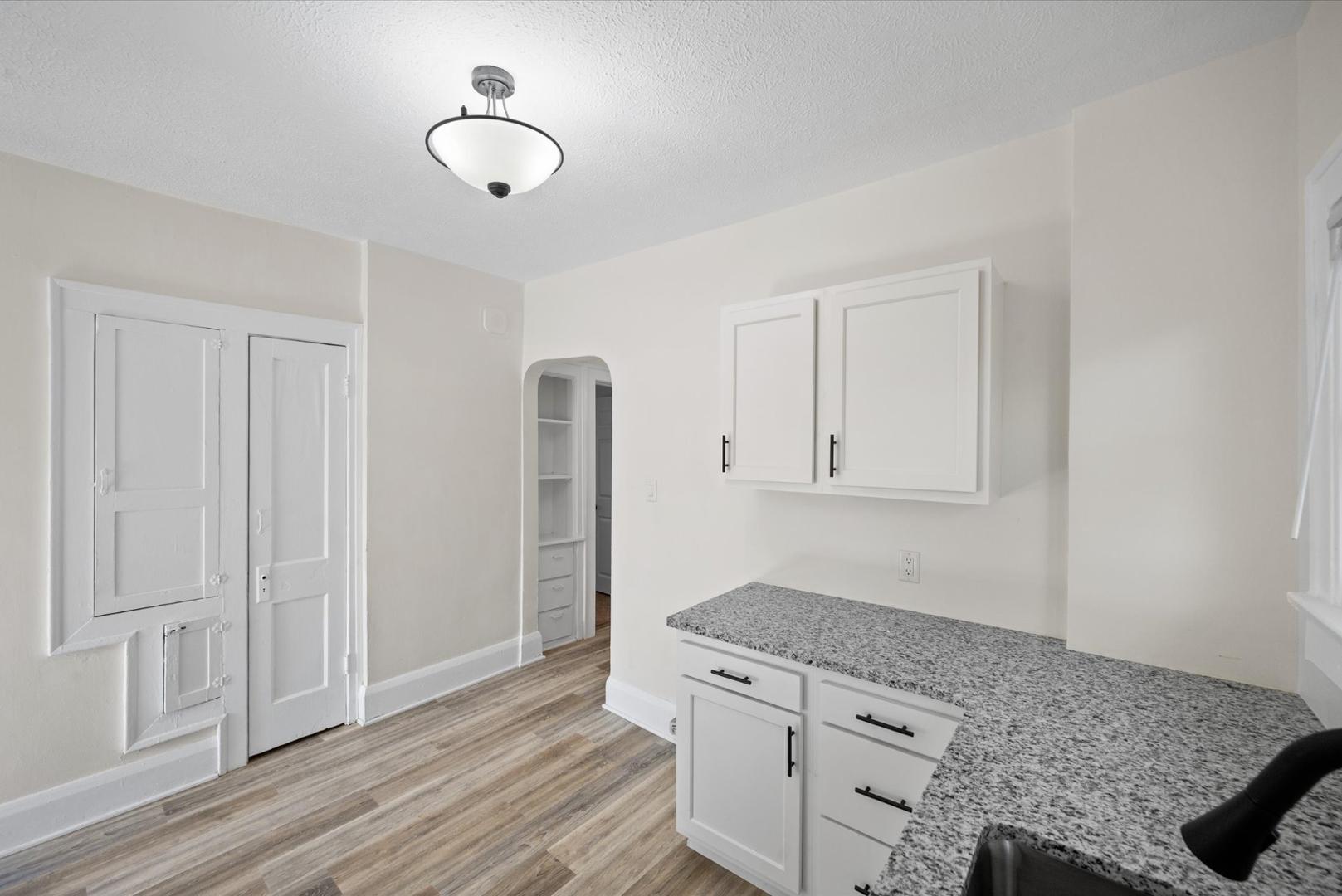 316 Morrison Drive, Upper