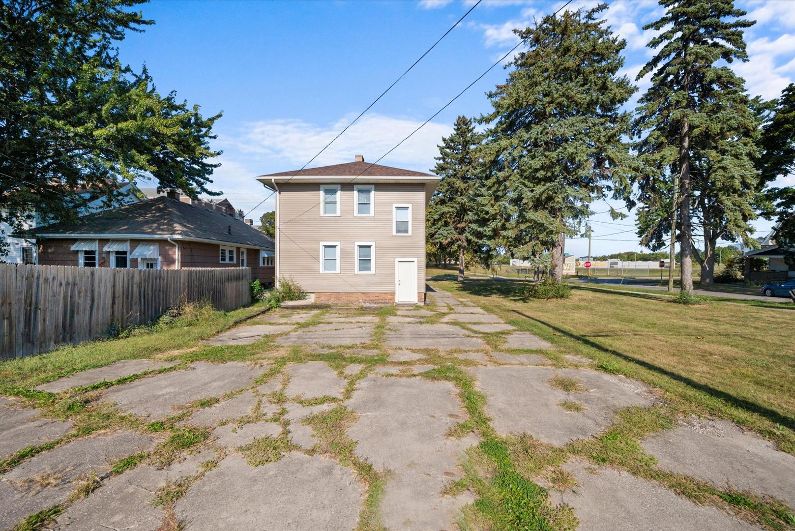 316 Morrison Drive, Upper