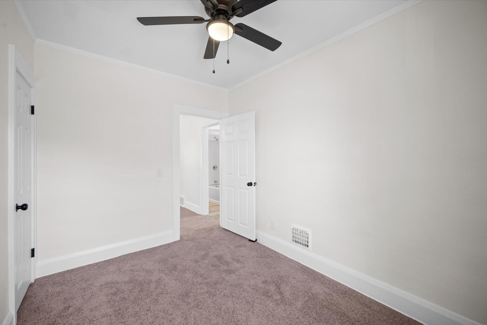 316 Morrison Drive, Upper